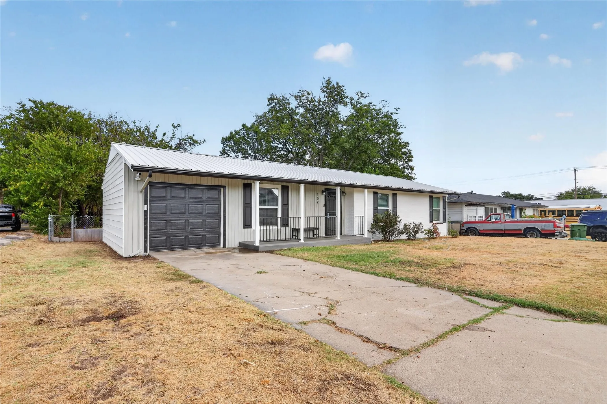 Single Family Residence For Sale in Tarrant County , 108 N Judd Street, White Settlement, Texas 76108, 3 Bedroom, 1 Bathroom, 1 Garage spaces, 1,158 Sqft, built in 1955, mls#21376143, Real Estate Agent in White Settlement, Homes For Sale in Tarrant county, Homes For Sale in White Settlement, Realtor in White Settlement Texas, Real Estate Brokerage Independent Realty Texas, Luminita Cordes Realtor
