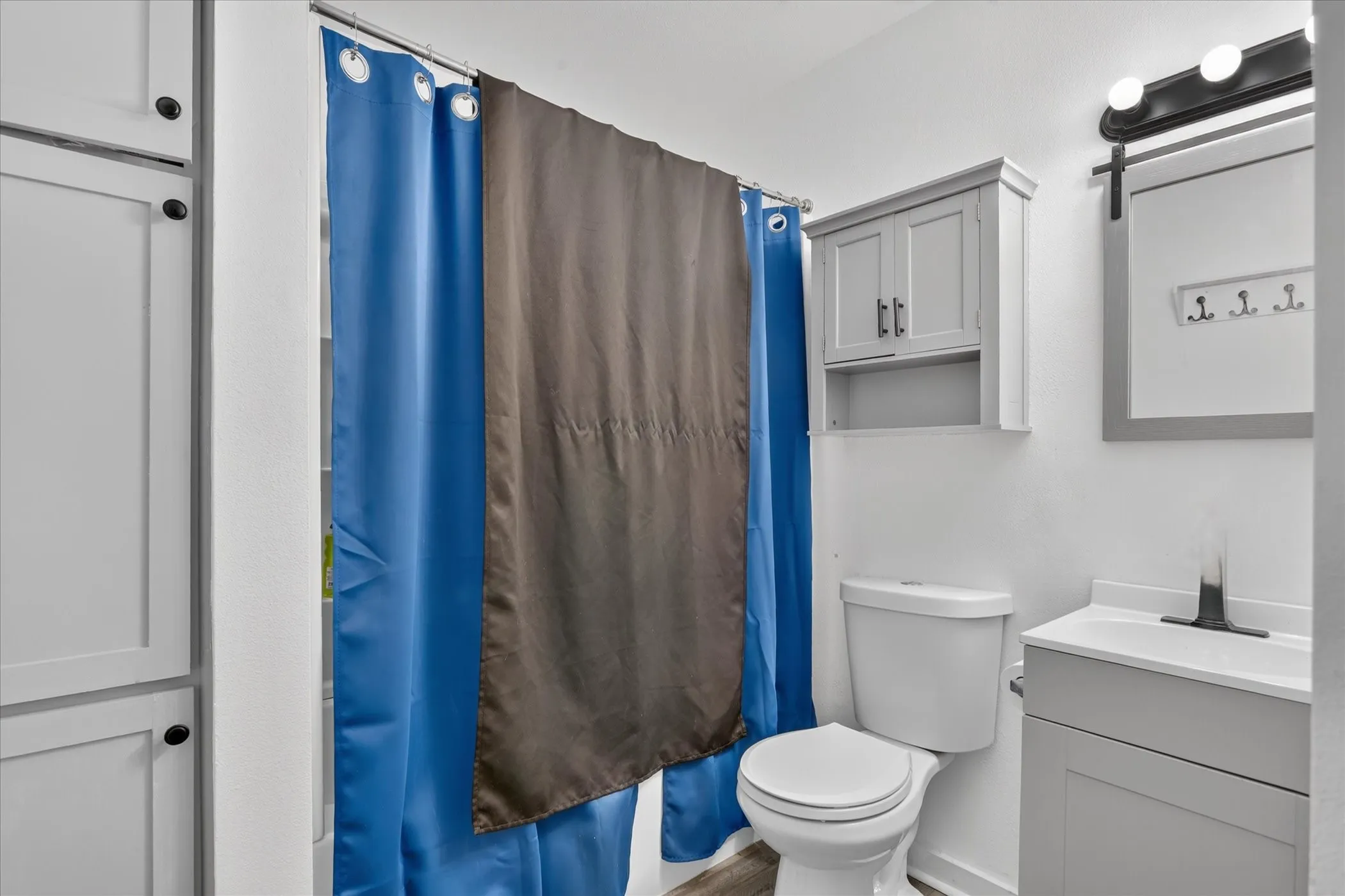 Single Family Residence For Sale in Tarrant County , 108 N Judd Street, White Settlement, Texas 76108, 3 Bedroom, 1 Bathroom, 1 Garage spaces, 1,158 Sqft, built in 1955, mls#21376143, Real Estate Agent in White Settlement, Homes For Sale in Tarrant county, Homes For Sale in White Settlement, Realtor in White Settlement Texas, Real Estate Brokerage Independent Realty Texas, Luminita Cordes Realtor