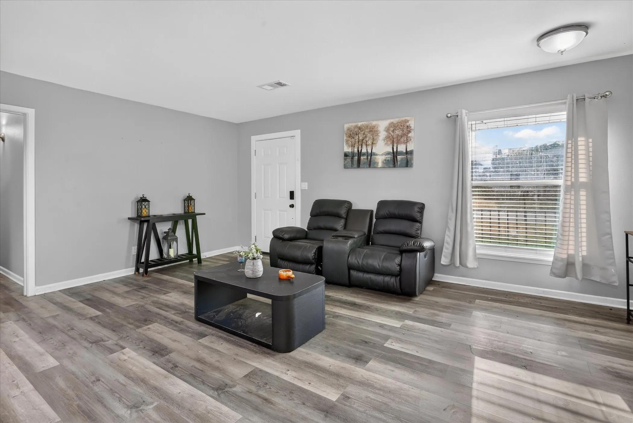 Single Family Residence For Sale in Tarrant County , 108 N Judd Street, White Settlement, Texas 76108, 3 Bedroom, 1 Bathroom, 1 Garage spaces, 1,158 Sqft, built in 1955, mls#21376143, Real Estate Agent in White Settlement, Homes For Sale in Tarrant county, Homes For Sale in White Settlement, Realtor in White Settlement Texas, Real Estate Brokerage Independent Realty Texas, Luminita Cordes Realtor