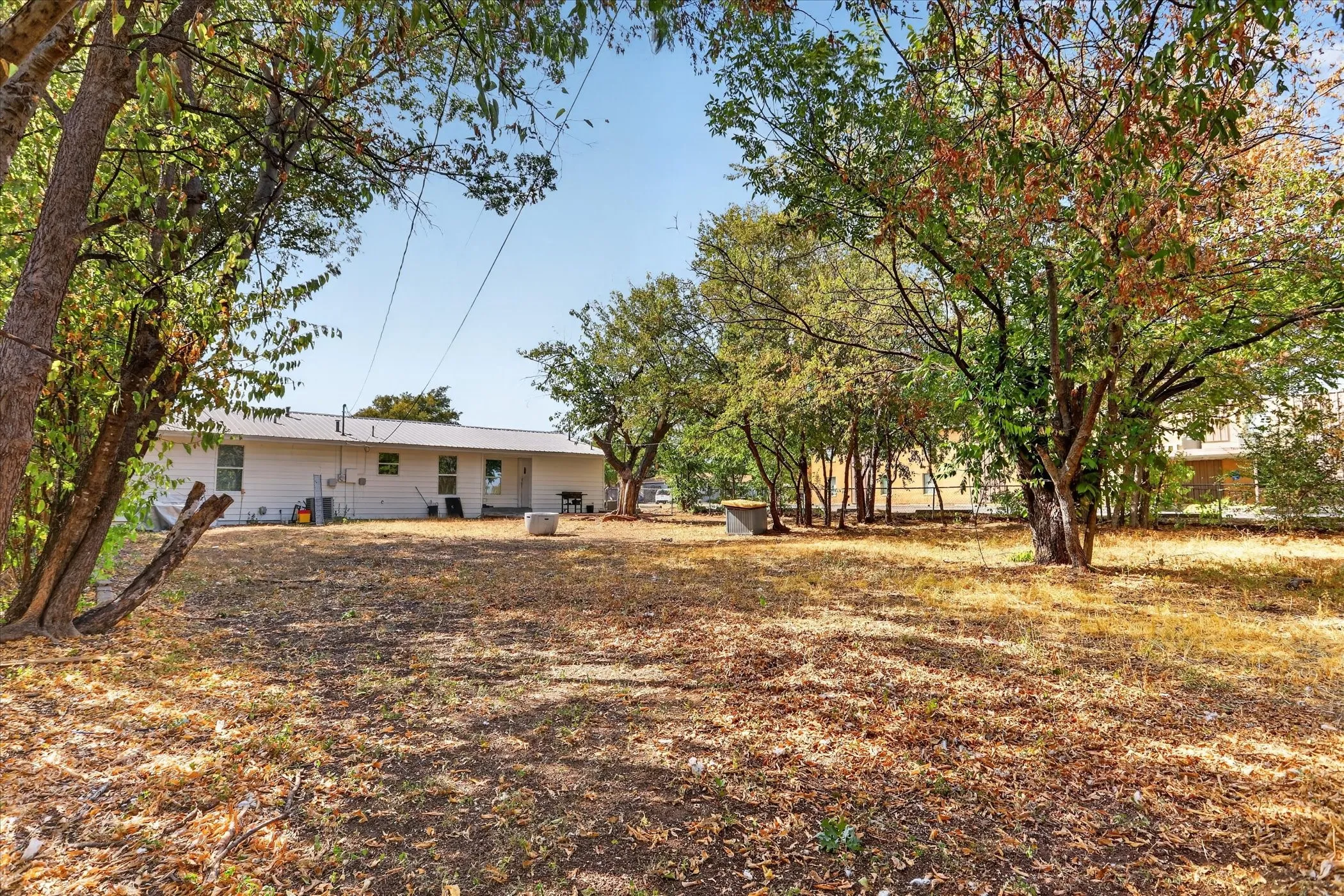 Single Family Residence For Sale in Tarrant County , 108 N Judd Street, White Settlement, Texas 76108, 3 Bedroom, 1 Bathroom, 1 Garage spaces, 1,158 Sqft, built in 1955, mls#21376143, Real Estate Agent in White Settlement, Homes For Sale in Tarrant county, Homes For Sale in White Settlement, Realtor in White Settlement Texas, Real Estate Brokerage Independent Realty Texas, Luminita Cordes Realtor