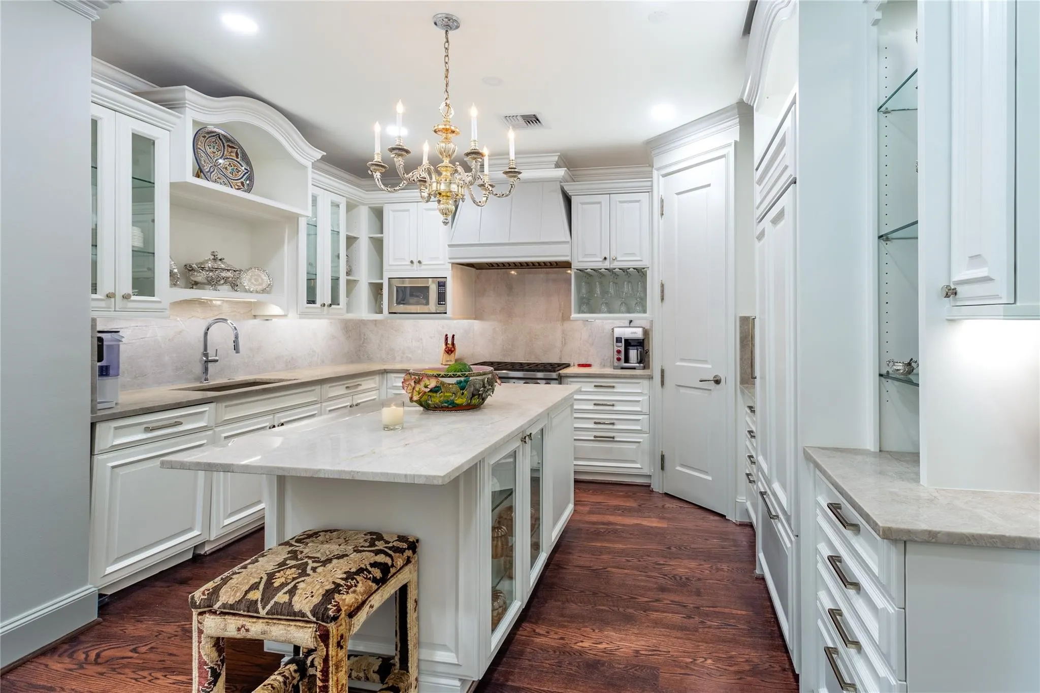 Taj Mahal marble counters & backsplash.