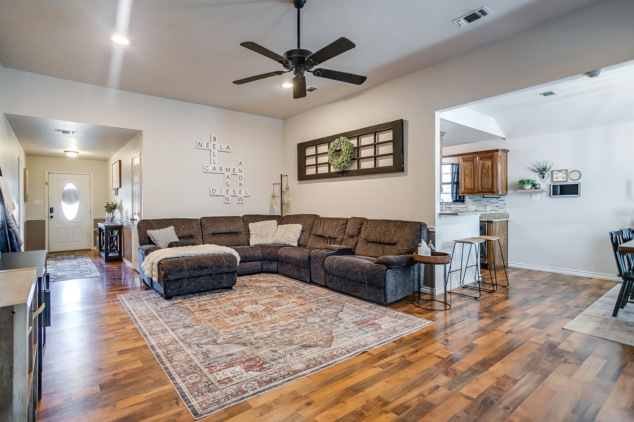 Single Family Residence For Sale in Palo Pinto County , 4000 NE 4th Street, Mineral Wells, Texas 76067, 3 Bedroom, 2 Bathroom, 2 Garage spaces, 1,604 Sqft, built in 2011, mls#21385098, Real Estate Agent in Mineral Wells, Homes For Sale in Palo Pinto county, Homes For Sale in Mineral Wells, Realtor in Mineral Wells Texas, Real Estate Brokerage Independent Realty Texas, Luminita Cordes Realtor