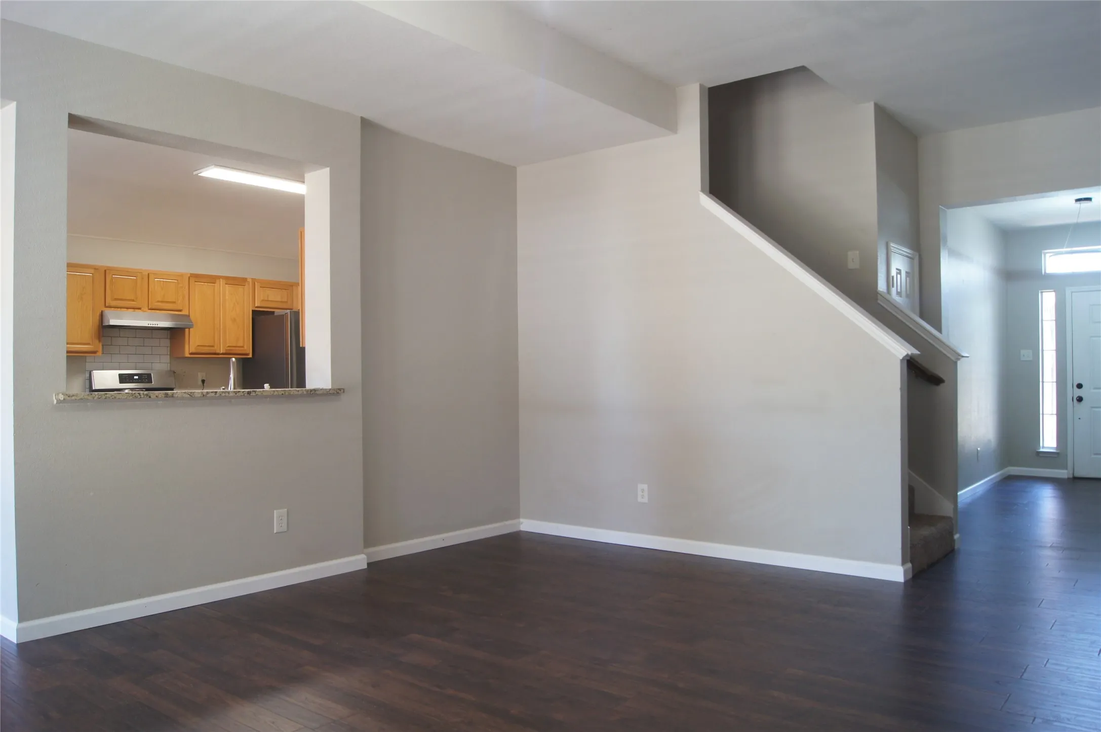 Single Family Residence For Rent in Parker County , 313 Smyth Street, Aledo, Texas 76008, 3 Bedroom, 3 Bathroom, 2 Garage spaces, 2,088 Sqft, built in 2005, mls#21385112, Real Estate Agent in Aledo, Homes For Rent in Parker county, Homes For Rent in Aledo, Realtor in Aledo Texas, Real Estate Brokerage Independent Realty Texas, Luminita Cordes Realtor