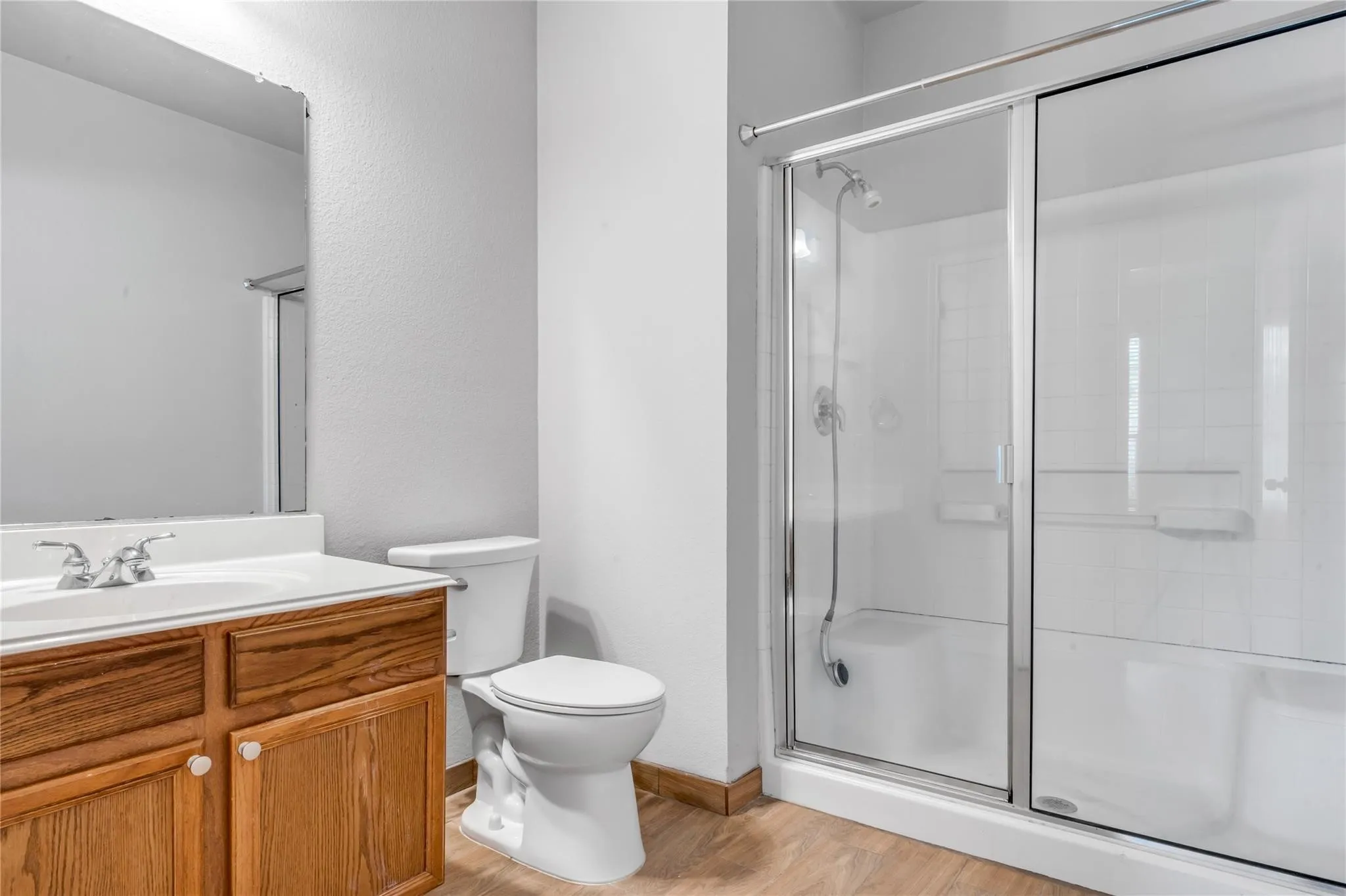 Townhouse For Rent in Dallas County , 1133 Jamie Drive, Grand Prairie, Texas 75052, 4 Bedroom, 3 Bathroom, 2 Garage spaces, 1,724 Sqft, built in 2007, mls#21383791, Real Estate Agent in Grand Prairie, Homes For Rent in Dallas county, Homes For Rent in Grand Prairie, Realtor in Grand Prairie Texas, Real Estate Brokerage Independent Realty Texas, Luminita Cordes Realtor
