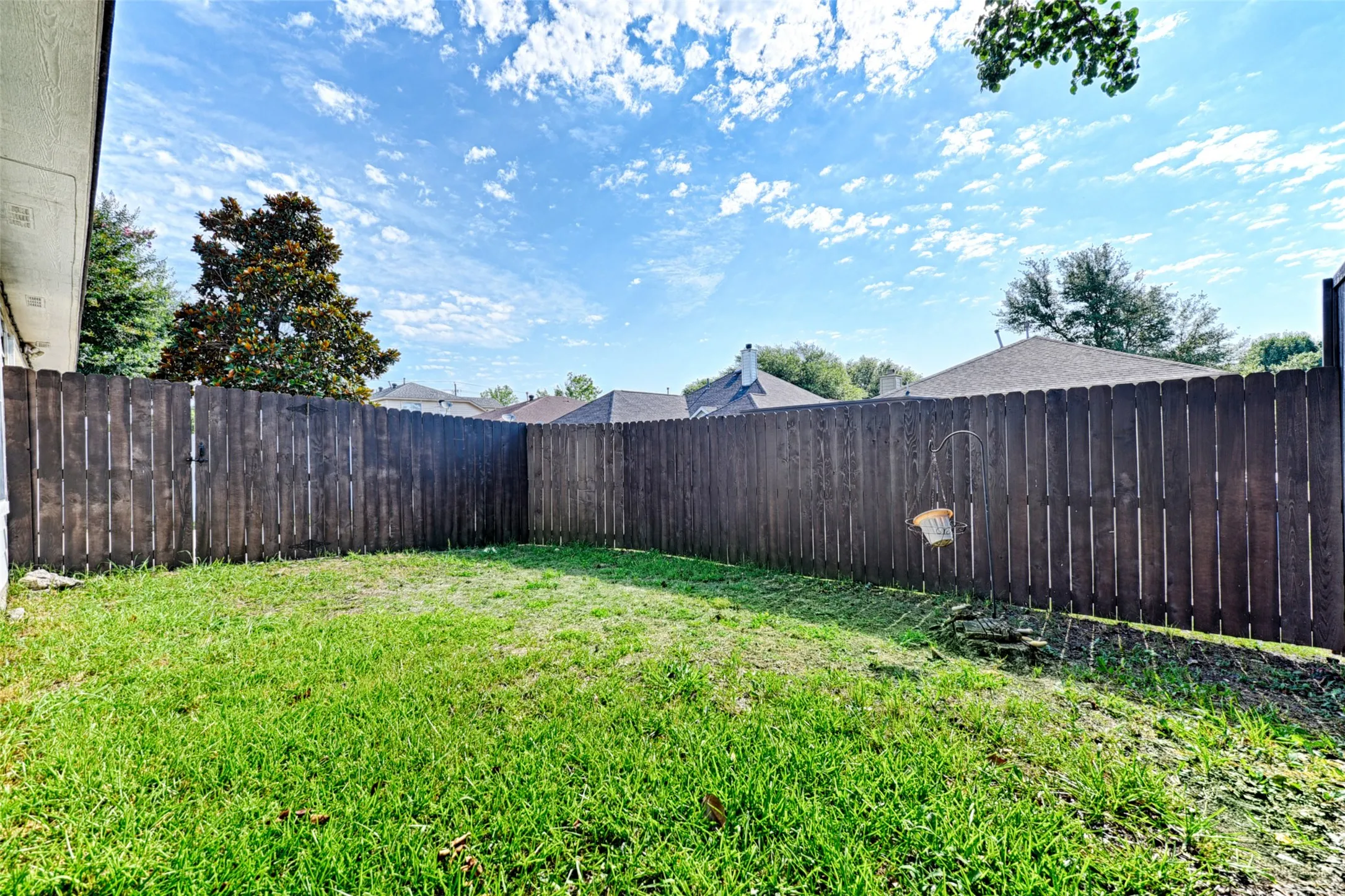 Single Family Residence For Rent in Collin County , 1015 Draycot Court, Allen, Texas 75002, 4 Bedroom, 2 Bathroom, 2 Garage spaces, 2,070 Sqft, built in 1995, mls#21385114, Real Estate Agent in Allen, Homes For Rent in Collin county, Homes For Rent in Allen, Realtor in Allen Texas, Real Estate Brokerage Independent Realty Texas, Luminita Cordes Realtor