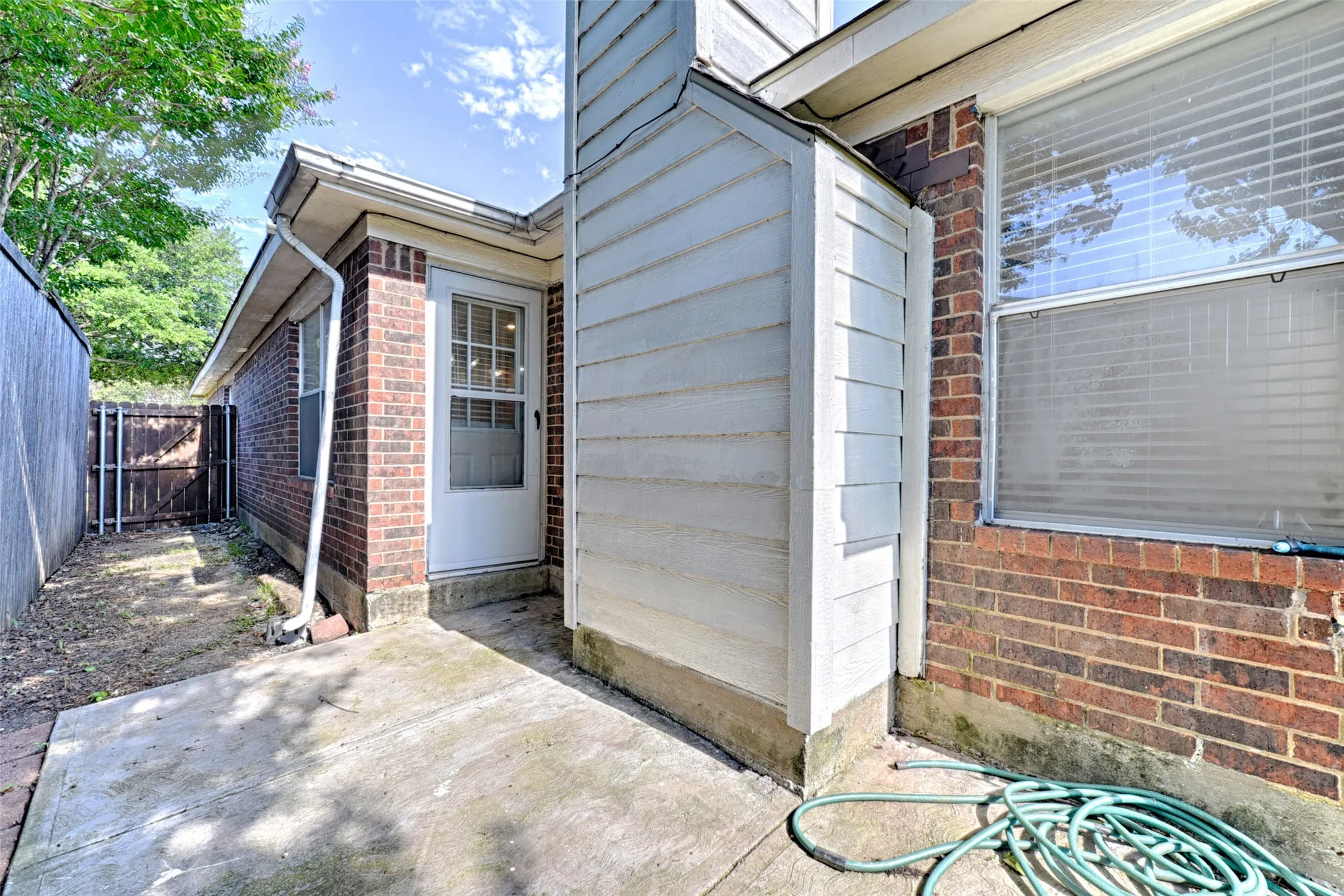 Single Family Residence For Rent in Collin County , 1015 Draycot Court, Allen, Texas 75002, 4 Bedroom, 2 Bathroom, 2 Garage spaces, 2,070 Sqft, built in 1995, mls#21385114, Real Estate Agent in Allen, Homes For Rent in Collin county, Homes For Rent in Allen, Realtor in Allen Texas, Real Estate Brokerage Independent Realty Texas, Luminita Cordes Realtor