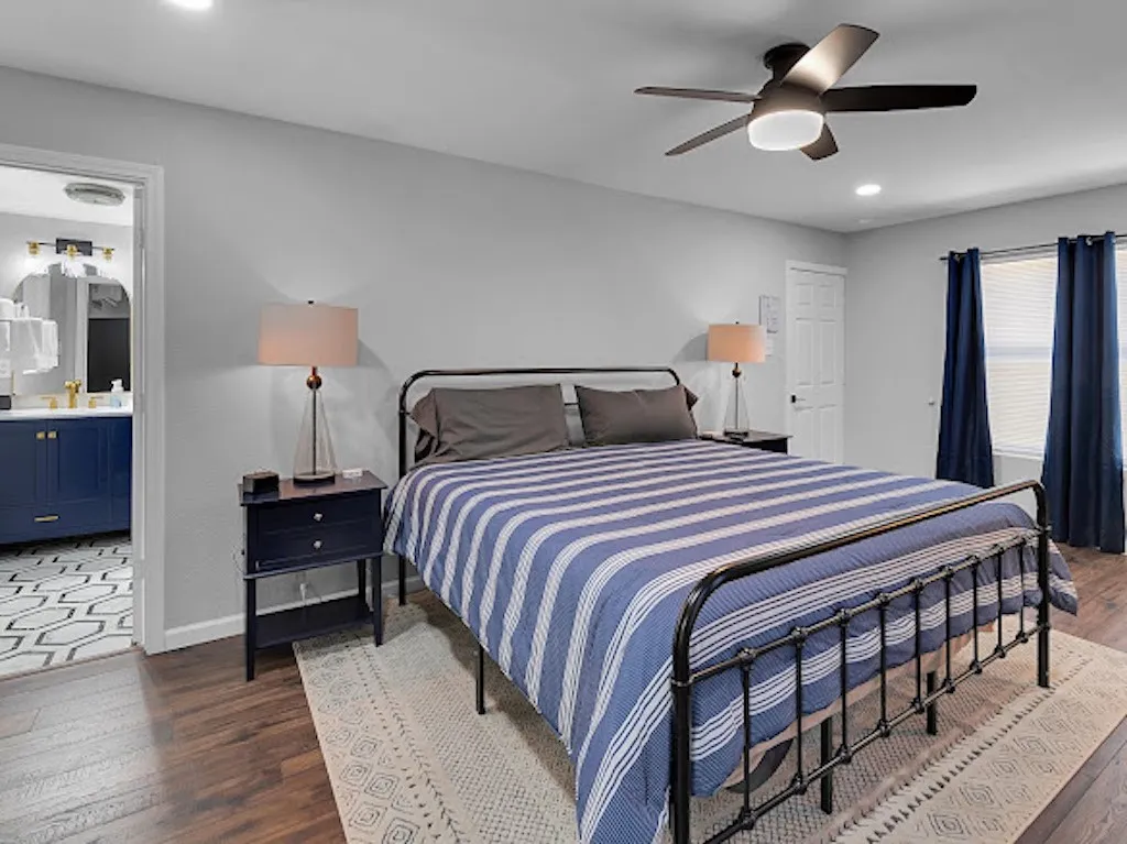 Single Family Residence For Sale in Mc Lennan County , 712 Hines Avenue, Waco, Texas 76706, 3 Bedroom, 2 Bathroom, Garage spaces, 1,811 Sqft, built in 1948, mls#21385106, Real Estate Agent in Waco, Homes For Sale in Mc Lennan county, Homes For Sale in Waco, Realtor in Waco Texas, Real Estate Brokerage Independent Realty Texas, Luminita Cordes Realtor