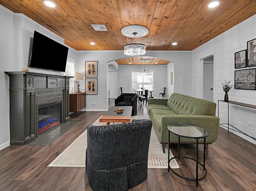 Single Family Residence For Sale in Mc Lennan County , 712 Hines Avenue, Waco, Texas 76706, 3 Bedroom, 2 Bathroom, Garage spaces, 1,811 Sqft, built in 1948, mls#21385106, Real Estate Agent in Waco, Homes For Sale in Mc Lennan county, Homes For Sale in Waco, Realtor in Waco Texas, Real Estate Brokerage Independent Realty Texas, Luminita Cordes Realtor