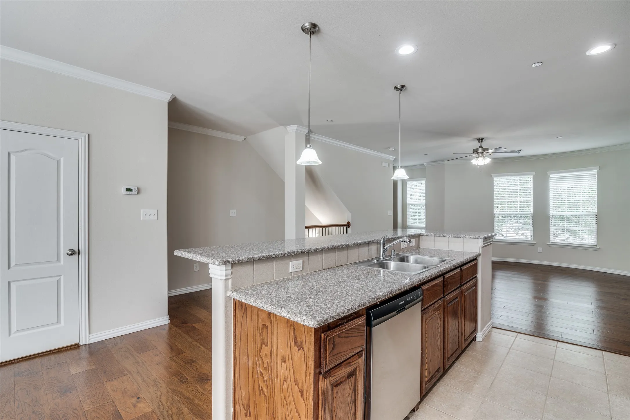 Townhouse For Rent in Denton County , 2500 Rockbrook Drive 29, Lewisville, Texas 75067, 3 Bedroom, 3 Bathroom, 2 Garage spaces, 1,802 Sqft, built in 2012, mls#21385116, Real Estate Agent in Lewisville, Homes For Rent in Denton county, Homes For Rent in Lewisville, Realtor in Lewisville Texas, Real Estate Brokerage Independent Realty Texas, Luminita Cordes Realtor