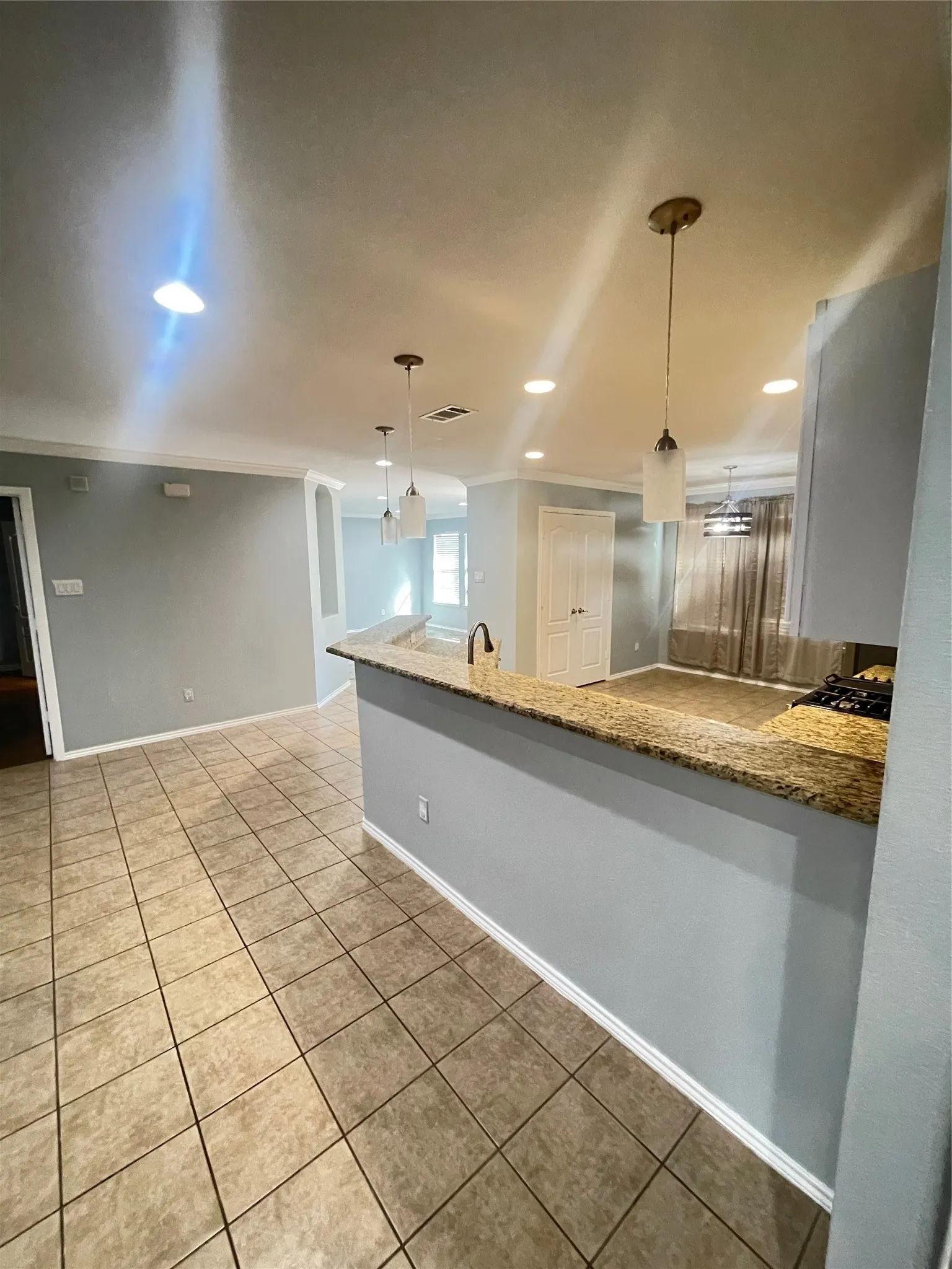 Single Family Residence For Rent in Kaufman County , 2001 Preston Trail, Forney, Texas 75126, 4 Bedroom, 2 Bathroom, 2 Garage spaces, 1,920 Sqft, built in 2006, mls#21384176, Real Estate Agent in Forney, Homes For Rent in Kaufman county, Homes For Rent in Forney, Realtor in Forney Texas, Real Estate Brokerage Independent Realty Texas, Luminita Cordes Realtor