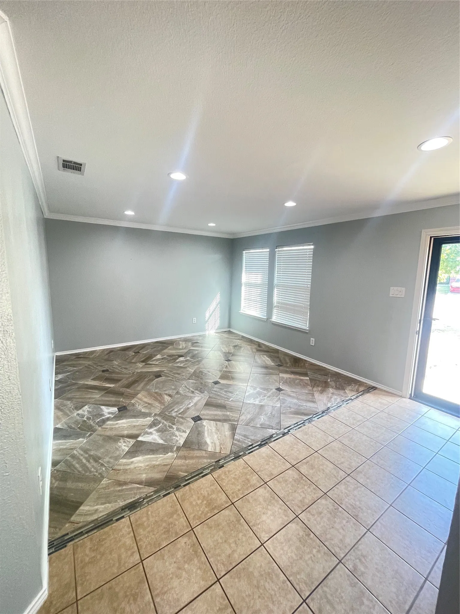 Single Family Residence For Rent in Kaufman County , 2001 Preston Trail, Forney, Texas 75126, 4 Bedroom, 2 Bathroom, 2 Garage spaces, 1,920 Sqft, built in 2006, mls#21384176, Real Estate Agent in Forney, Homes For Rent in Kaufman county, Homes For Rent in Forney, Realtor in Forney Texas, Real Estate Brokerage Independent Realty Texas, Luminita Cordes Realtor