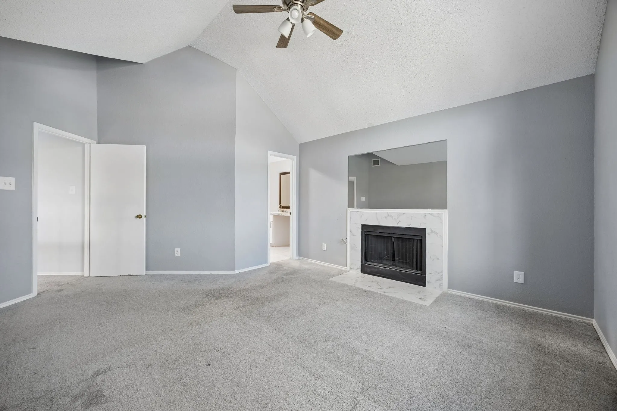 Single Family Residence For Sale in Tarrant County , 6733 Driffield Circle W, North Richland Hills, Texas 76182, 2 Bedroom, 2 Bathroom, 2 Garage spaces, 1,500 Sqft, built in 1987, mls#21382865, Real Estate Agent in North Richland Hills, Homes For Sale in Tarrant county, Homes For Sale in North Richland Hills, Realtor in North Richland Hills Texas, Real Estate Brokerage Independent Realty Texas, Luminita Cordes Realtor