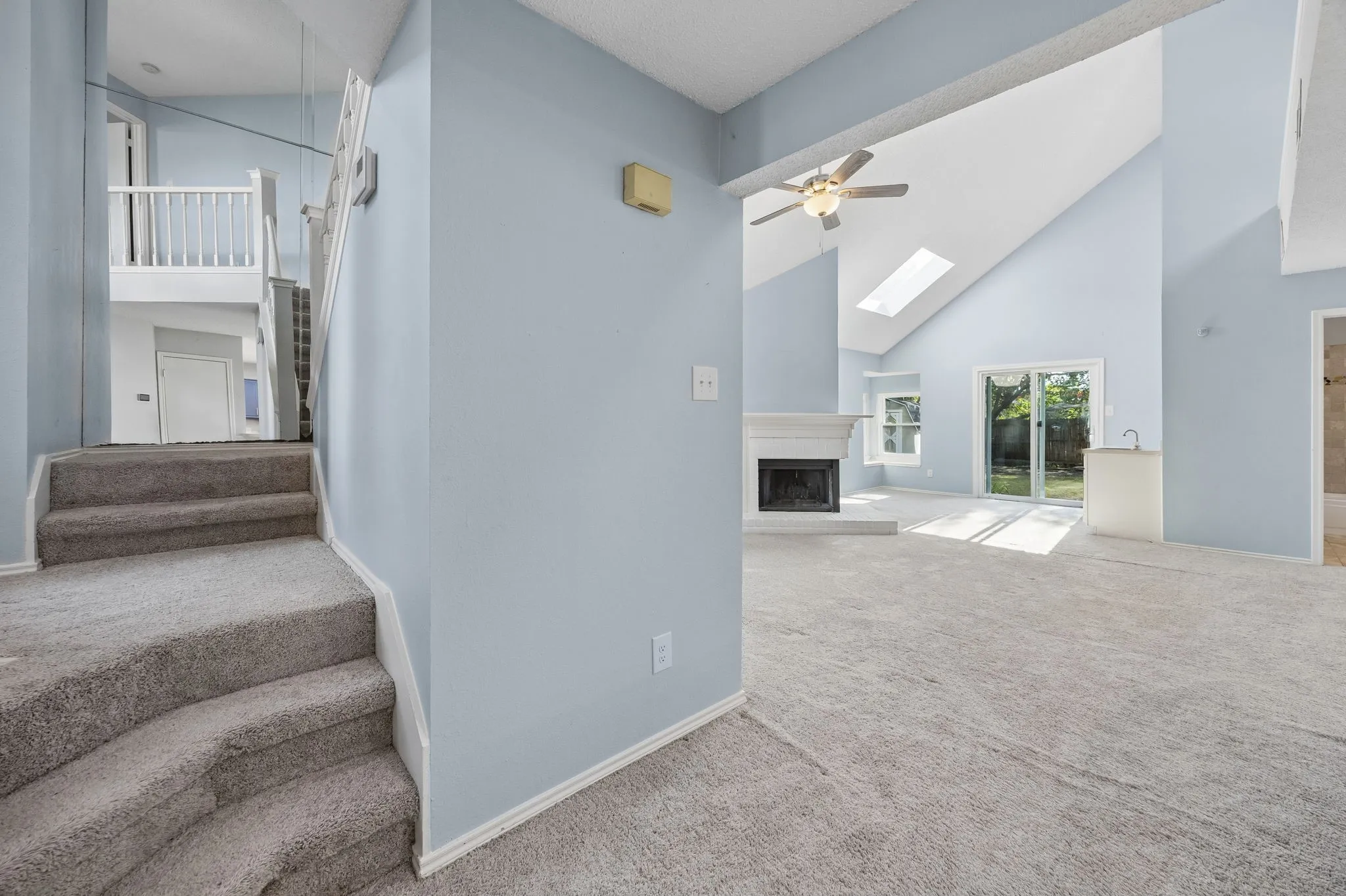 Single Family Residence For Sale in Tarrant County , 6733 Driffield Circle W, North Richland Hills, Texas 76182, 2 Bedroom, 2 Bathroom, 2 Garage spaces, 1,500 Sqft, built in 1987, mls#21382865, Real Estate Agent in North Richland Hills, Homes For Sale in Tarrant county, Homes For Sale in North Richland Hills, Realtor in North Richland Hills Texas, Real Estate Brokerage Independent Realty Texas, Luminita Cordes Realtor