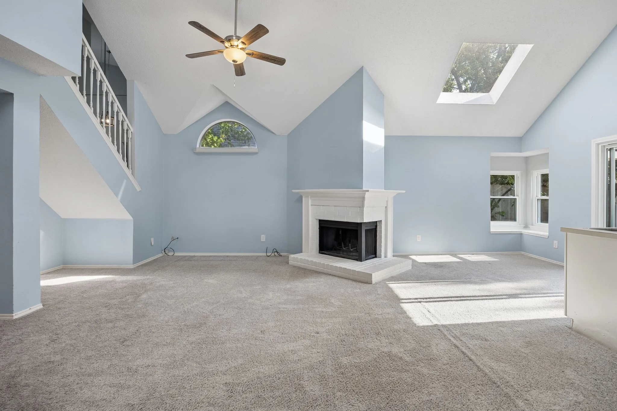 Single Family Residence For Sale in Tarrant County , 6733 Driffield Circle W, North Richland Hills, Texas 76182, 2 Bedroom, 2 Bathroom, 2 Garage spaces, 1,500 Sqft, built in 1987, mls#21382865, Real Estate Agent in North Richland Hills, Homes For Sale in Tarrant county, Homes For Sale in North Richland Hills, Realtor in North Richland Hills Texas, Real Estate Brokerage Independent Realty Texas, Luminita Cordes Realtor