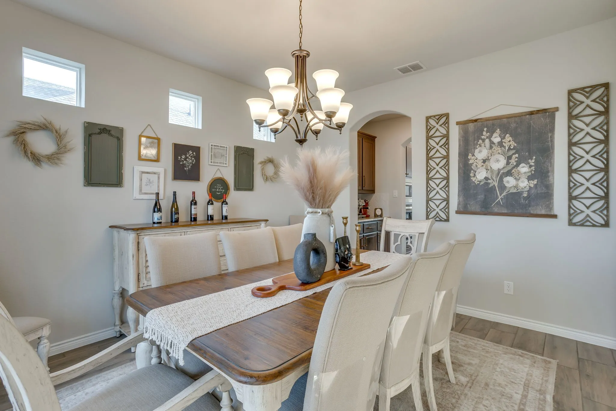Single Family Residence For Rent in Johnson County , 117 Mockingbird Hill Drive, Joshua, Texas 76058, 4 Bedroom, 4 Bathroom, 2 Garage spaces, 3,168 Sqft, built in 2022, mls#21384161, Real Estate Agent in Joshua, Homes For Rent in Johnson county, Homes For Rent in Joshua, Realtor in Joshua Texas, Real Estate Brokerage Independent Realty Texas, Luminita Cordes Realtor