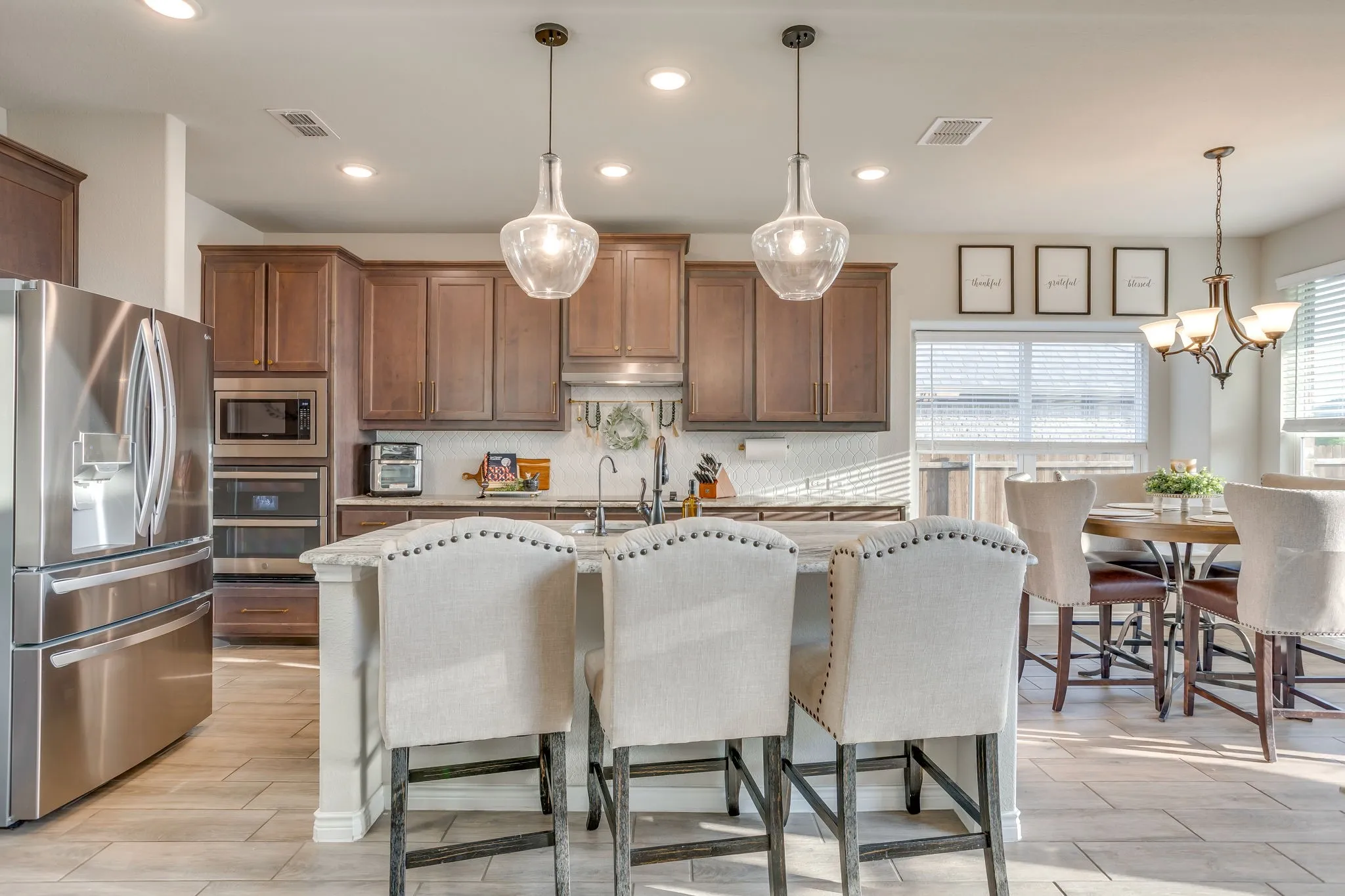 Single Family Residence For Rent in Johnson County , 117 Mockingbird Hill Drive, Joshua, Texas 76058, 4 Bedroom, 4 Bathroom, 2 Garage spaces, 3,168 Sqft, built in 2022, mls#21384161, Real Estate Agent in Joshua, Homes For Rent in Johnson county, Homes For Rent in Joshua, Realtor in Joshua Texas, Real Estate Brokerage Independent Realty Texas, Luminita Cordes Realtor