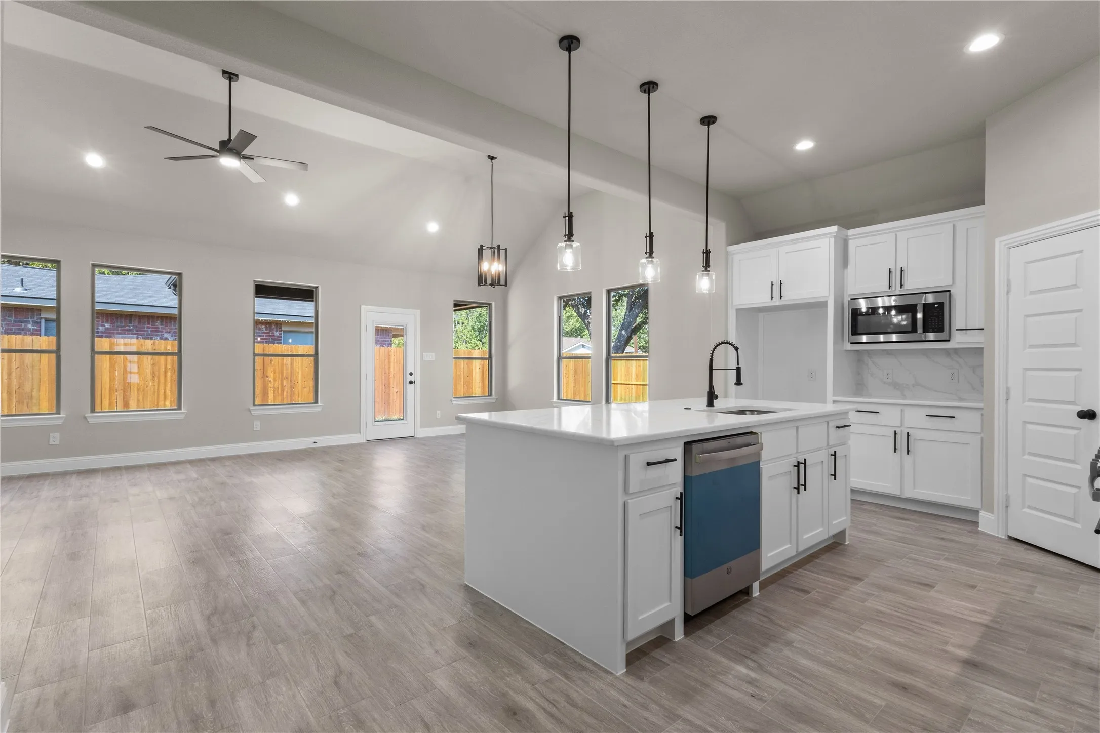 Single Family Residence For Sale in Navarro County , 502 S 14th St, Corsicana, Texas 75110, 4 Bedroom, 2 Bathroom, 2 Garage spaces, 2,001 Sqft, built in 2026, mls#21385035, Real Estate Agent in Corsicana, Homes For Sale in Navarro county, Homes For Sale in Corsicana, Realtor in Corsicana Texas, Real Estate Brokerage Independent Realty Texas, Luminita Cordes Realtor