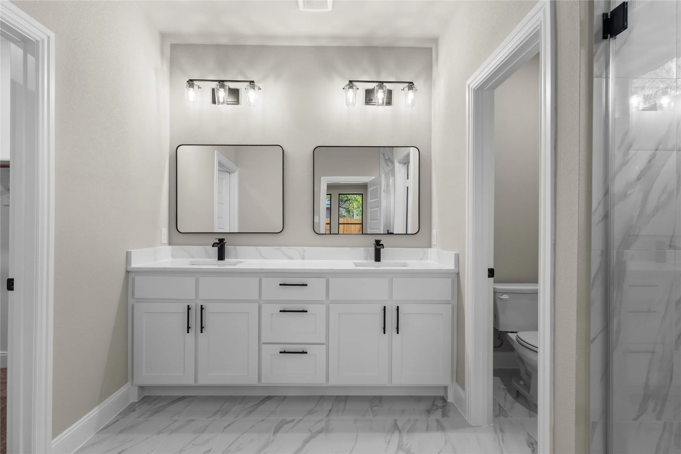 Single Family Residence For Sale in Navarro County , 502 S 14th St, Corsicana, Texas 75110, 4 Bedroom, 2 Bathroom, 2 Garage spaces, 2,001 Sqft, built in 2026, mls#21385035, Real Estate Agent in Corsicana, Homes For Sale in Navarro county, Homes For Sale in Corsicana, Realtor in Corsicana Texas, Real Estate Brokerage Independent Realty Texas, Luminita Cordes Realtor