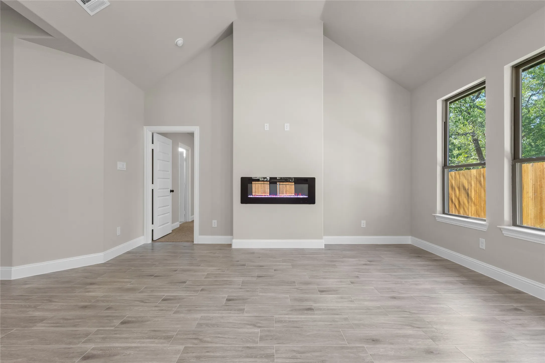 Single Family Residence For Sale in Navarro County , 502 S 14th St, Corsicana, Texas 75110, 4 Bedroom, 2 Bathroom, 2 Garage spaces, 2,001 Sqft, built in 2026, mls#21385035, Real Estate Agent in Corsicana, Homes For Sale in Navarro county, Homes For Sale in Corsicana, Realtor in Corsicana Texas, Real Estate Brokerage Independent Realty Texas, Luminita Cordes Realtor