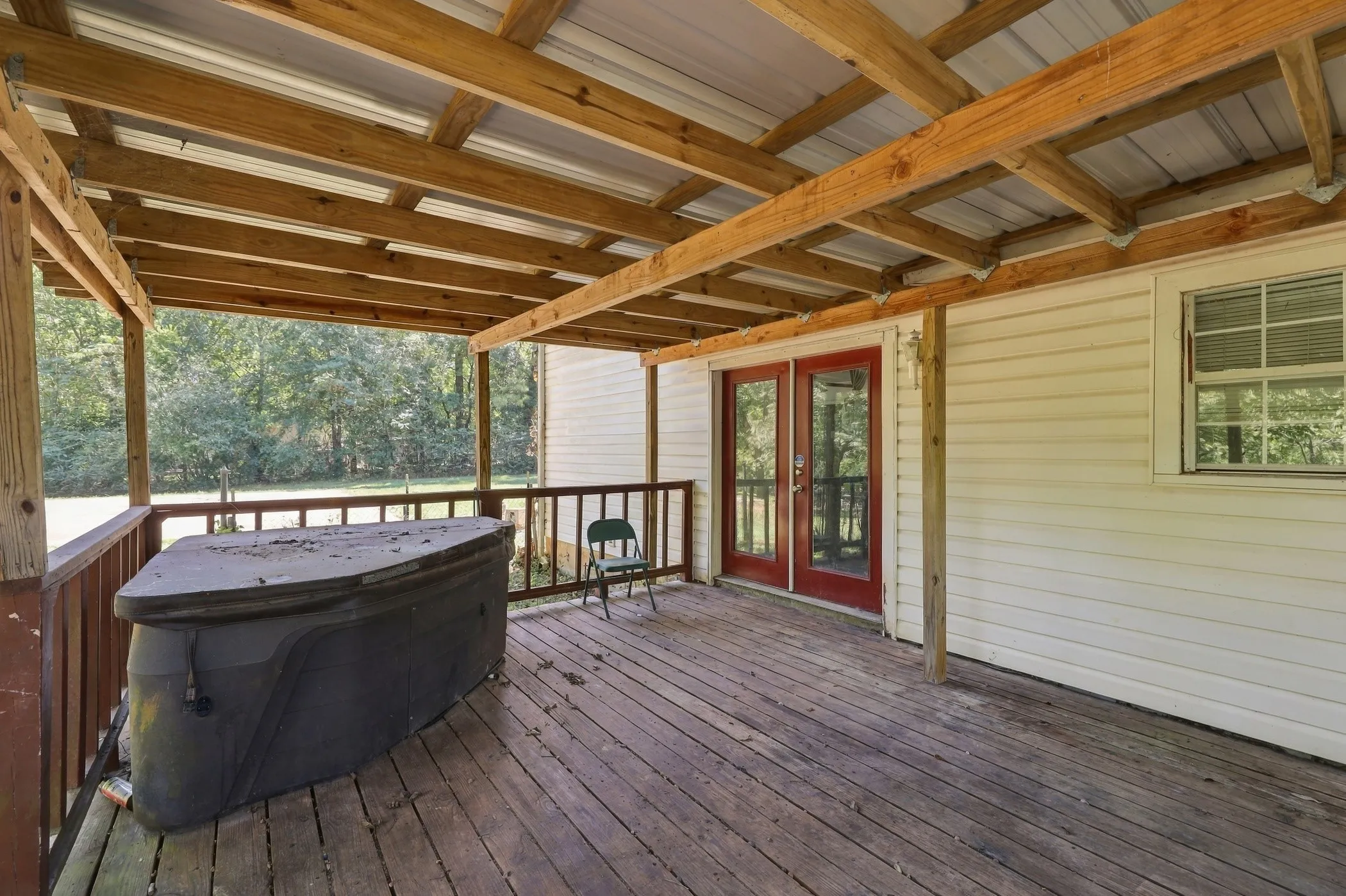 Single Family Residence For Sale in Anderson County , 3357 E Fm 323, Palestine, Texas 75801, 4 Bedroom, 2 Bathroom, Garage spaces, 2,430 Sqft, built in 1975, mls#21384775, Real Estate Agent in Palestine, Homes For Sale in Anderson county, Homes For Sale in Palestine, Realtor in Palestine Texas, Real Estate Brokerage Independent Realty Texas, Luminita Cordes Realtor