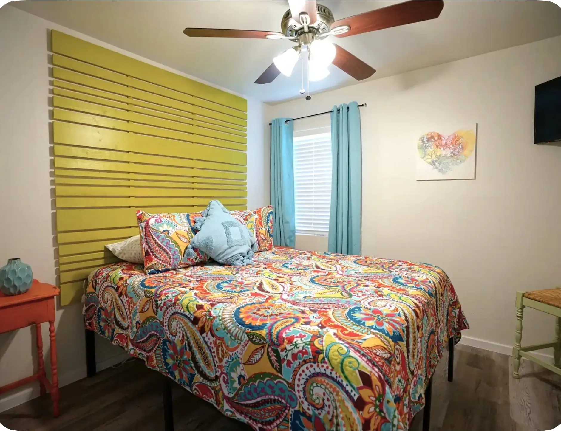 Single Family Residence For Rent in Tarrant County , 610 Jones Street, Euless, Texas 76040, 3 Bedroom, 2 Bathroom, 2 Garage spaces, 1,188 Sqft, built in 1961, mls#21385123, Real Estate Agent in Euless, Homes For Rent in Tarrant county, Homes For Rent in Euless, Realtor in Euless Texas, Real Estate Brokerage Independent Realty Texas, Luminita Cordes Realtor