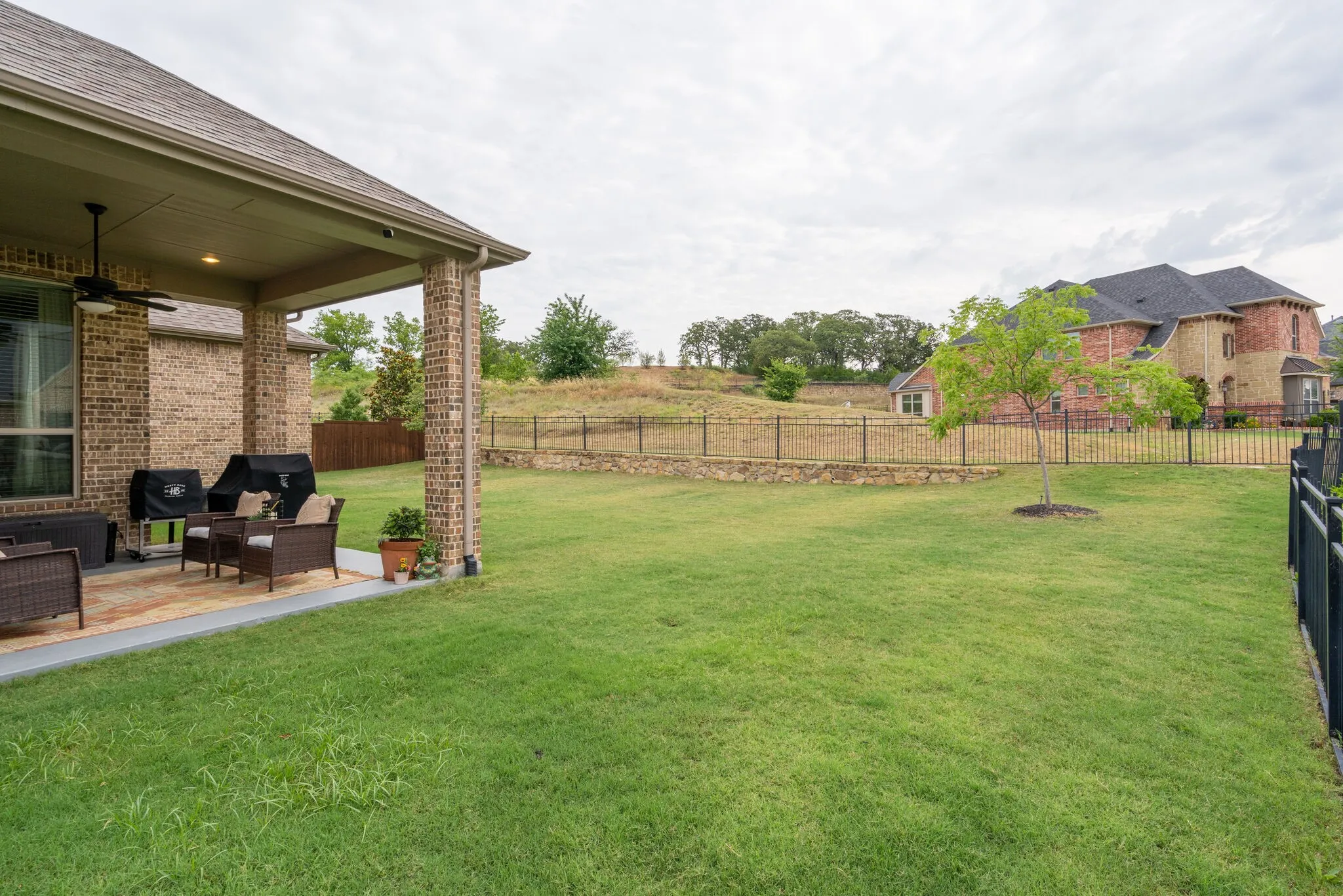Single Family Residence For Rent in Denton County , 6200 Savannah Oak Trail, Flower Mound, Texas 76226, 4 Bedroom, 3 Bathroom, 3 Garage spaces, 2,837 Sqft, built in 2015, mls#21385034, Real Estate Agent in Flower Mound, Homes For Rent in Denton county, Homes For Rent in Flower Mound, Realtor in Flower Mound Texas, Real Estate Brokerage Independent Realty Texas, Luminita Cordes Realtor