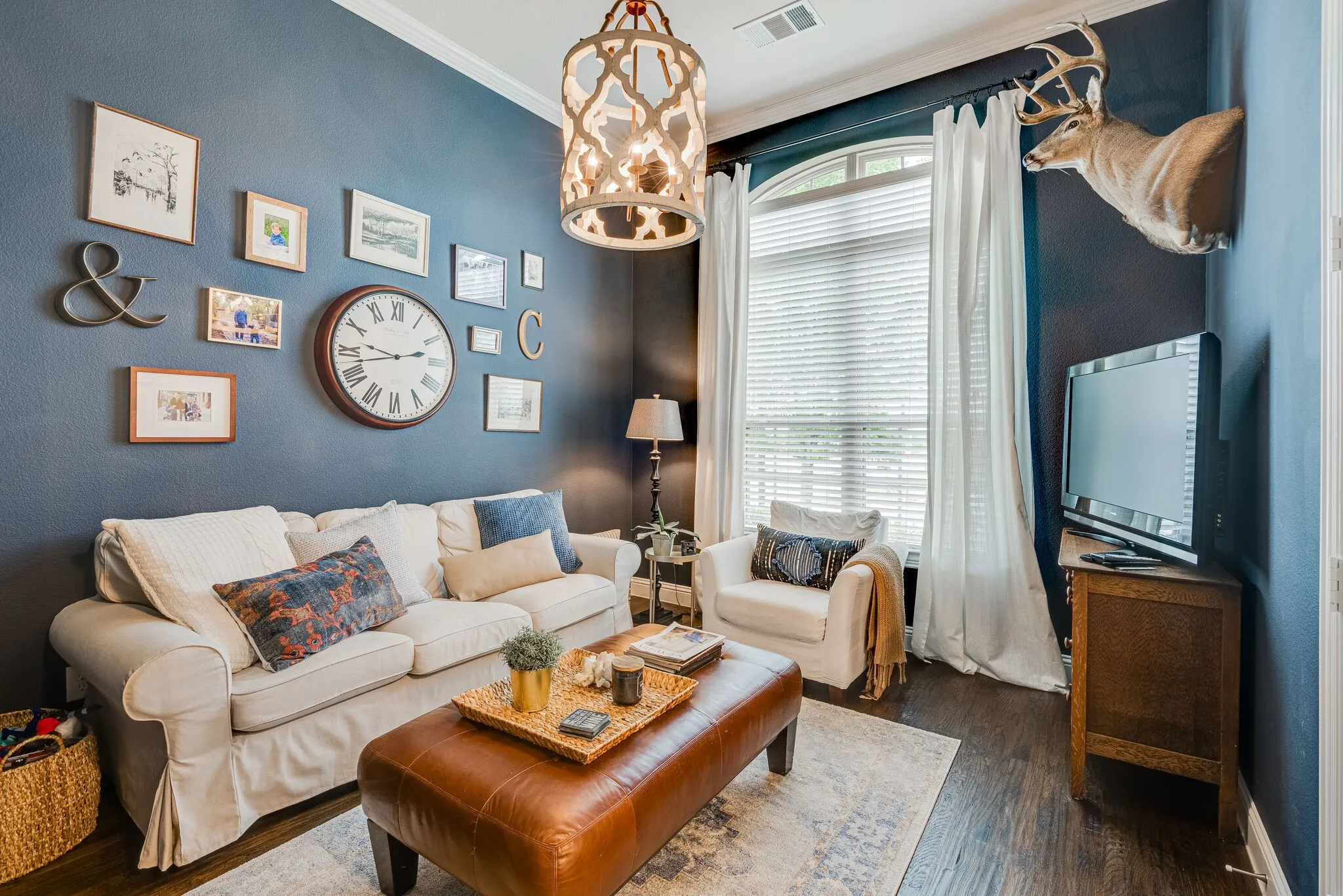 Single Family Residence For Rent in Denton County , 6200 Savannah Oak Trail, Flower Mound, Texas 76226, 4 Bedroom, 3 Bathroom, 3 Garage spaces, 2,837 Sqft, built in 2015, mls#21385034, Real Estate Agent in Flower Mound, Homes For Rent in Denton county, Homes For Rent in Flower Mound, Realtor in Flower Mound Texas, Real Estate Brokerage Independent Realty Texas, Luminita Cordes Realtor