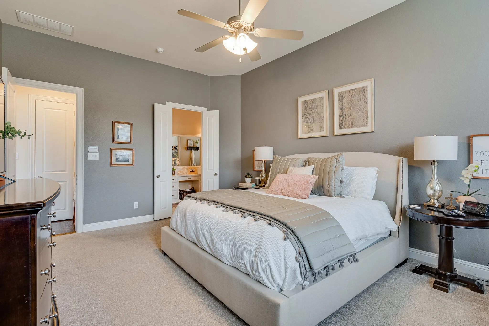 Single Family Residence For Rent in Denton County , 6200 Savannah Oak Trail, Flower Mound, Texas 76226, 4 Bedroom, 3 Bathroom, 3 Garage spaces, 2,837 Sqft, built in 2015, mls#21385034, Real Estate Agent in Flower Mound, Homes For Rent in Denton county, Homes For Rent in Flower Mound, Realtor in Flower Mound Texas, Real Estate Brokerage Independent Realty Texas, Luminita Cordes Realtor