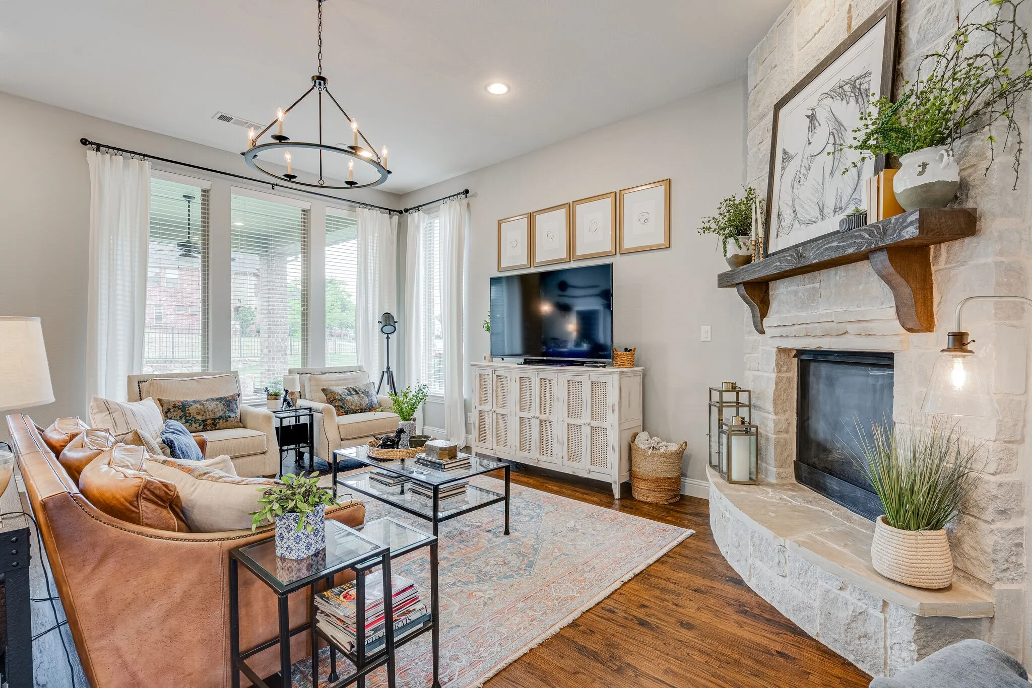 Single Family Residence For Rent in Denton County , 6200 Savannah Oak Trail, Flower Mound, Texas 76226, 4 Bedroom, 3 Bathroom, 3 Garage spaces, 2,837 Sqft, built in 2015, mls#21385034, Real Estate Agent in Flower Mound, Homes For Rent in Denton county, Homes For Rent in Flower Mound, Realtor in Flower Mound Texas, Real Estate Brokerage Independent Realty Texas, Luminita Cordes Realtor