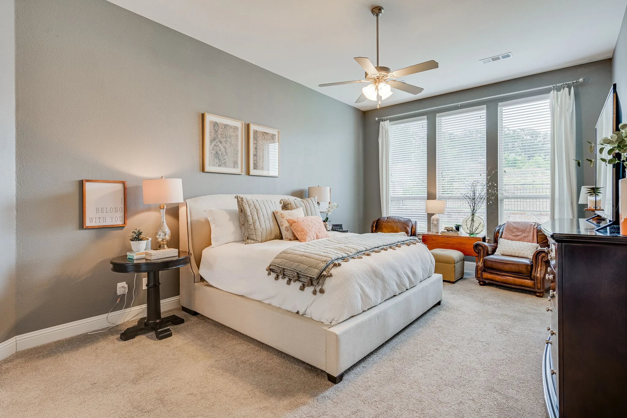 Single Family Residence For Rent in Denton County , 6200 Savannah Oak Trail, Flower Mound, Texas 76226, 4 Bedroom, 3 Bathroom, 3 Garage spaces, 2,837 Sqft, built in 2015, mls#21385034, Real Estate Agent in Flower Mound, Homes For Rent in Denton county, Homes For Rent in Flower Mound, Realtor in Flower Mound Texas, Real Estate Brokerage Independent Realty Texas, Luminita Cordes Realtor
