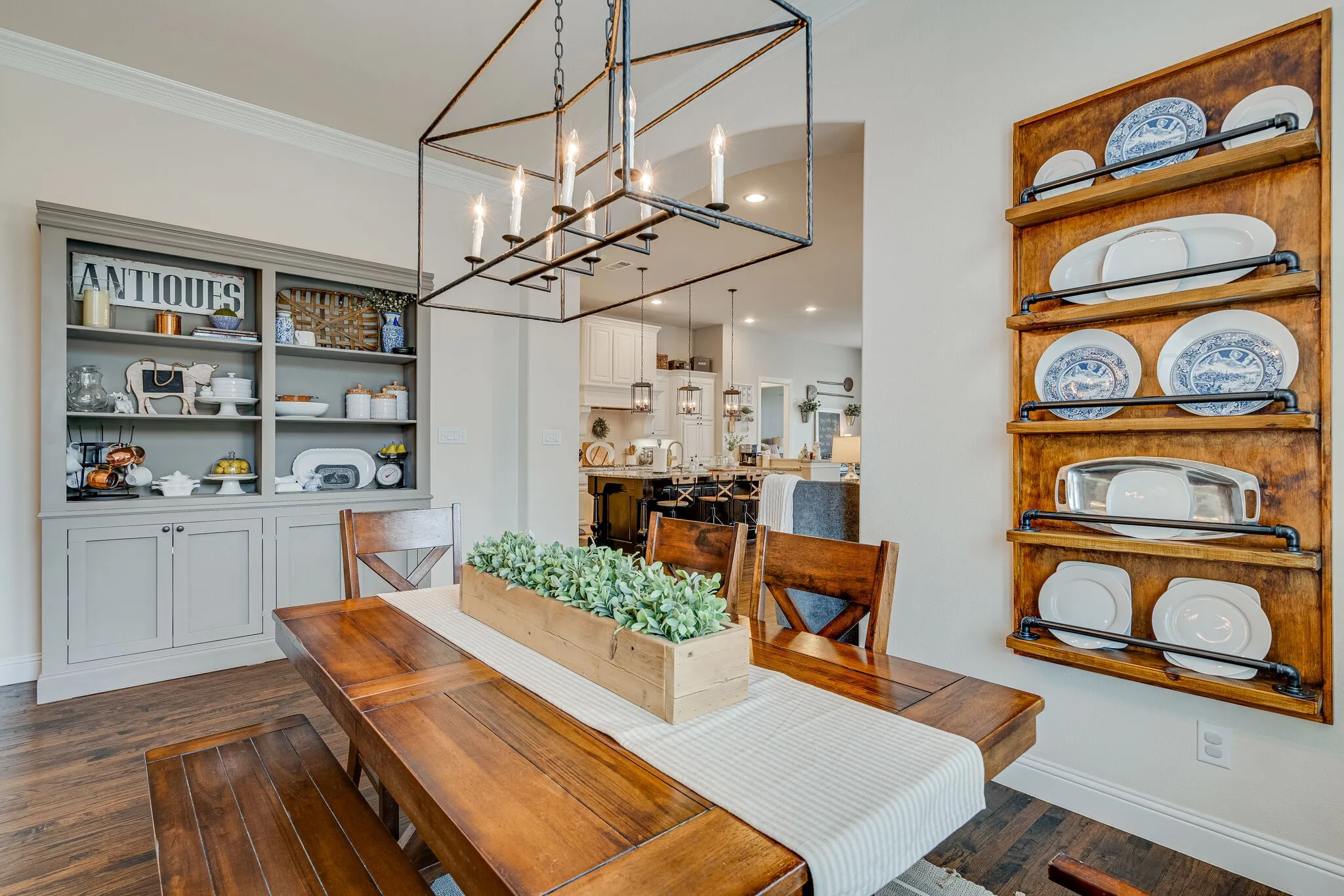 Single Family Residence For Rent in Denton County , 6200 Savannah Oak Trail, Flower Mound, Texas 76226, 4 Bedroom, 3 Bathroom, 3 Garage spaces, 2,837 Sqft, built in 2015, mls#21385034, Real Estate Agent in Flower Mound, Homes For Rent in Denton county, Homes For Rent in Flower Mound, Realtor in Flower Mound Texas, Real Estate Brokerage Independent Realty Texas, Luminita Cordes Realtor