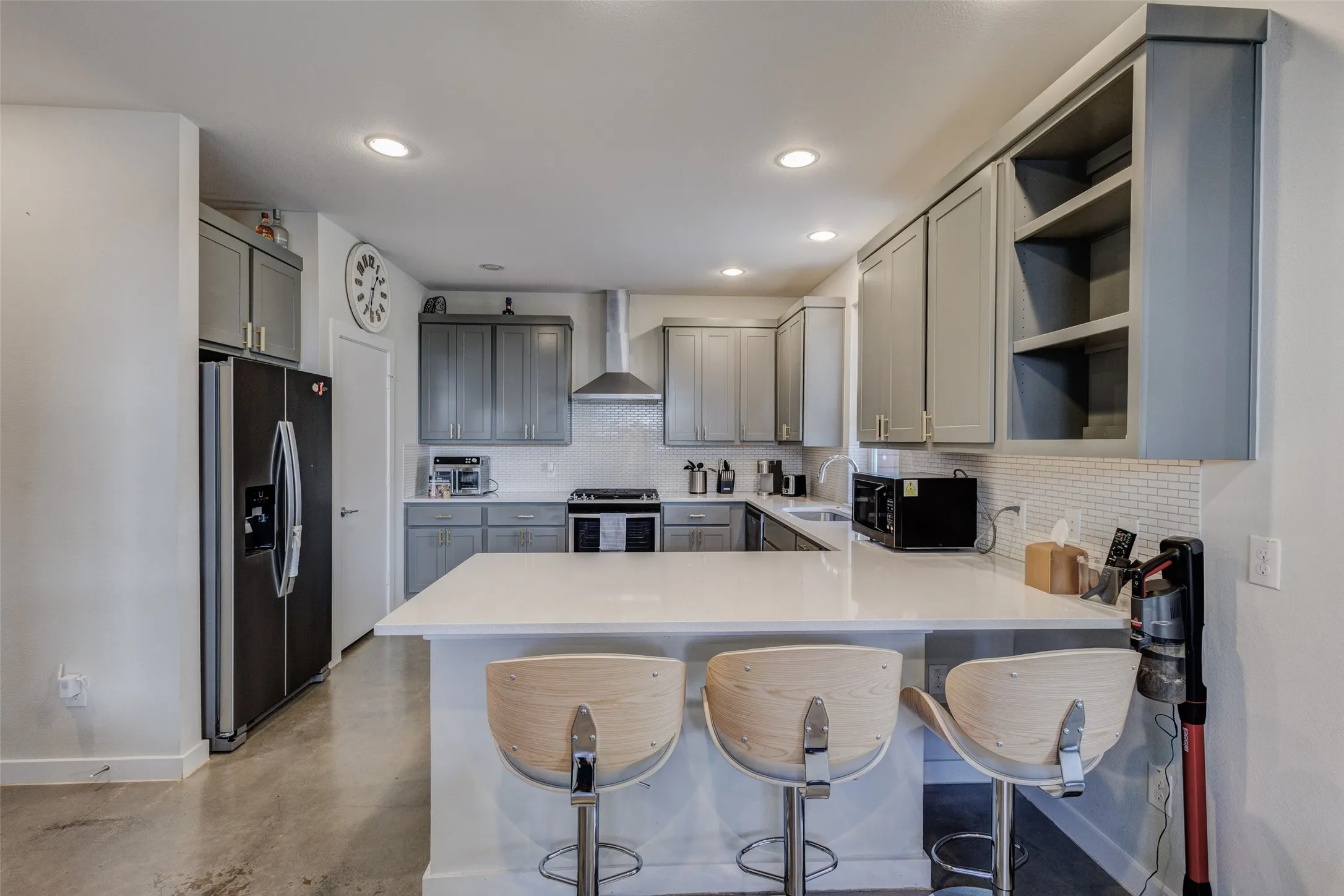 Kitchen with custom 42 inch cabinets