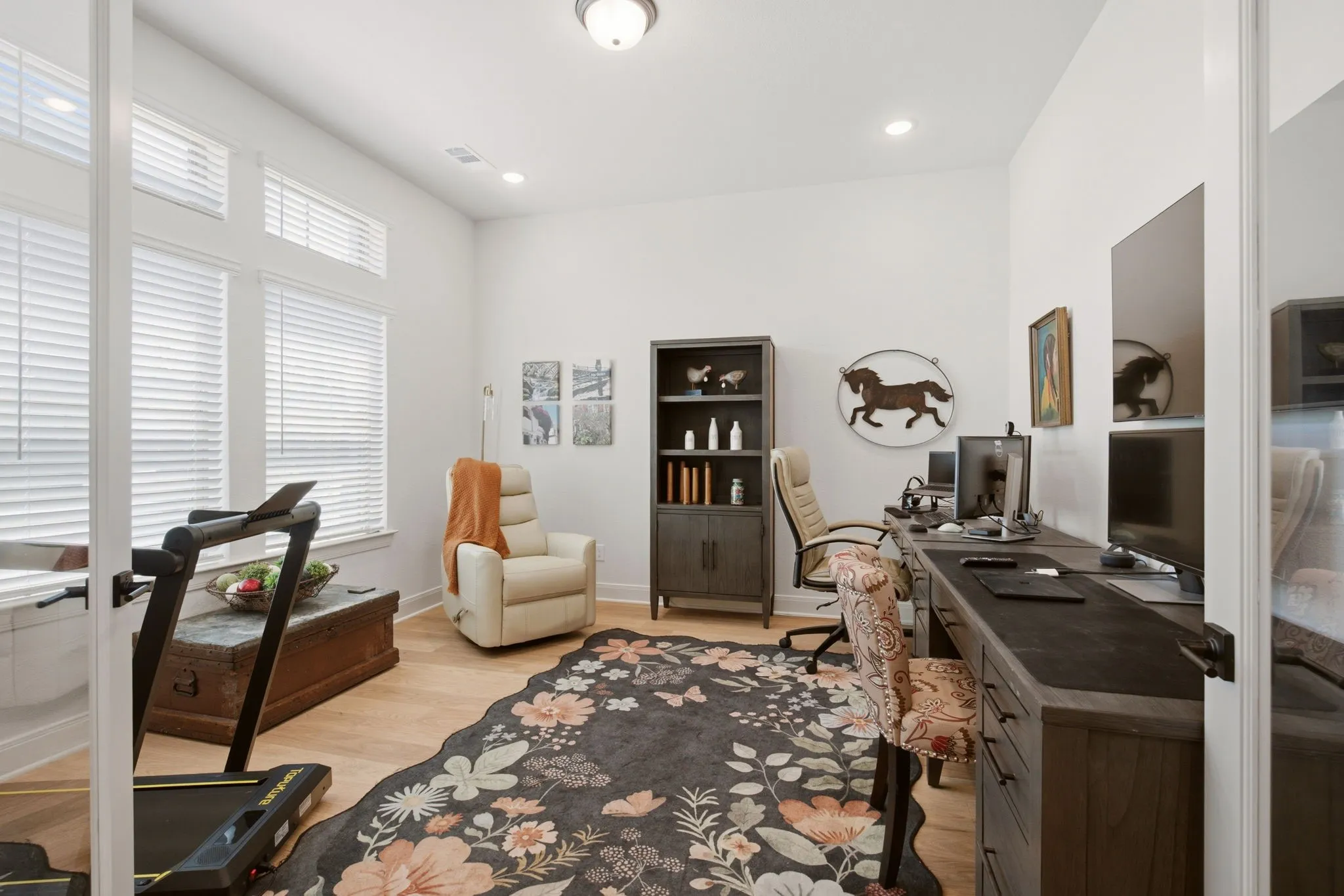 Single Family Residence For Sale in Grayson County , 2012 Cuellar Way, Van Alstyne, Texas 75495, 3 Bedroom, 3 Bathroom, 2 Garage spaces, 2,240 Sqft, built in 2024, mls#21381782, Real Estate Agent in Van Alstyne, Homes For Sale in Grayson county, Homes For Sale in Van Alstyne, Realtor in Van Alstyne Texas, Real Estate Brokerage Independent Realty Texas, Luminita Cordes Realtor