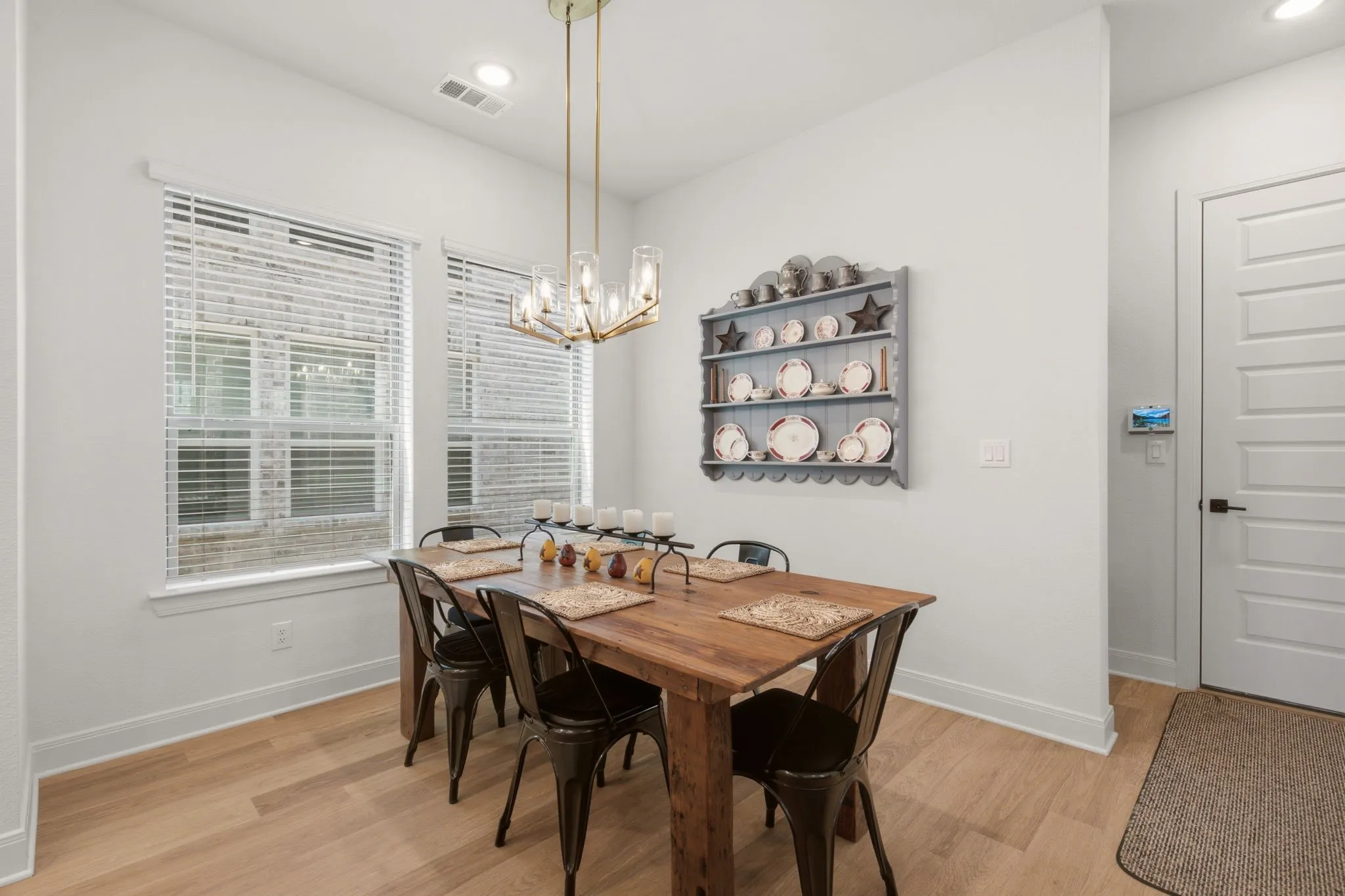 Single Family Residence For Sale in Grayson County , 2012 Cuellar Way, Van Alstyne, Texas 75495, 3 Bedroom, 3 Bathroom, 2 Garage spaces, 2,240 Sqft, built in 2024, mls#21381782, Real Estate Agent in Van Alstyne, Homes For Sale in Grayson county, Homes For Sale in Van Alstyne, Realtor in Van Alstyne Texas, Real Estate Brokerage Independent Realty Texas, Luminita Cordes Realtor