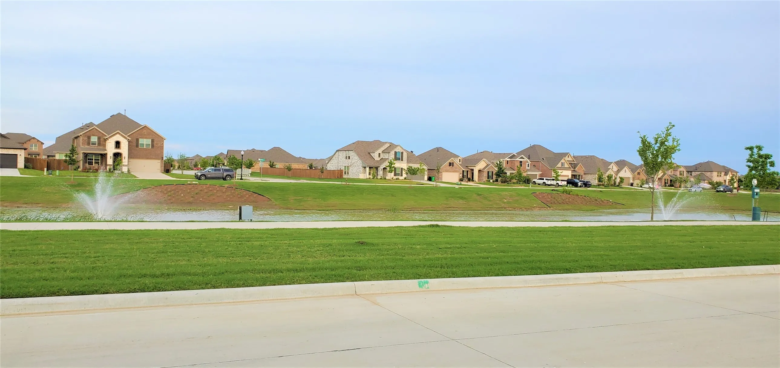 Single Family Residence For Rent in Denton County , 1304 Coyote Ridge, Aubrey, Texas 76227, 4 Bedroom, 2 Bathroom, 2 Garage spaces, 1,866 Sqft, built in 2020, mls#21385153, Real Estate Agent in Aubrey, Homes For Rent in Denton county, Homes For Rent in Aubrey, Realtor in Aubrey Texas, Real Estate Brokerage Independent Realty Texas, Luminita Cordes Realtor
