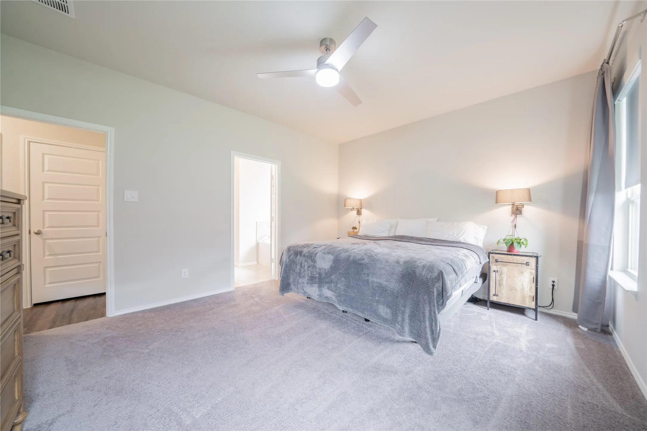 Single Family Residence For Rent in Denton County , 1304 Coyote Ridge, Aubrey, Texas 76227, 4 Bedroom, 2 Bathroom, 2 Garage spaces, 1,866 Sqft, built in 2020, mls#21385153, Real Estate Agent in Aubrey, Homes For Rent in Denton county, Homes For Rent in Aubrey, Realtor in Aubrey Texas, Real Estate Brokerage Independent Realty Texas, Luminita Cordes Realtor