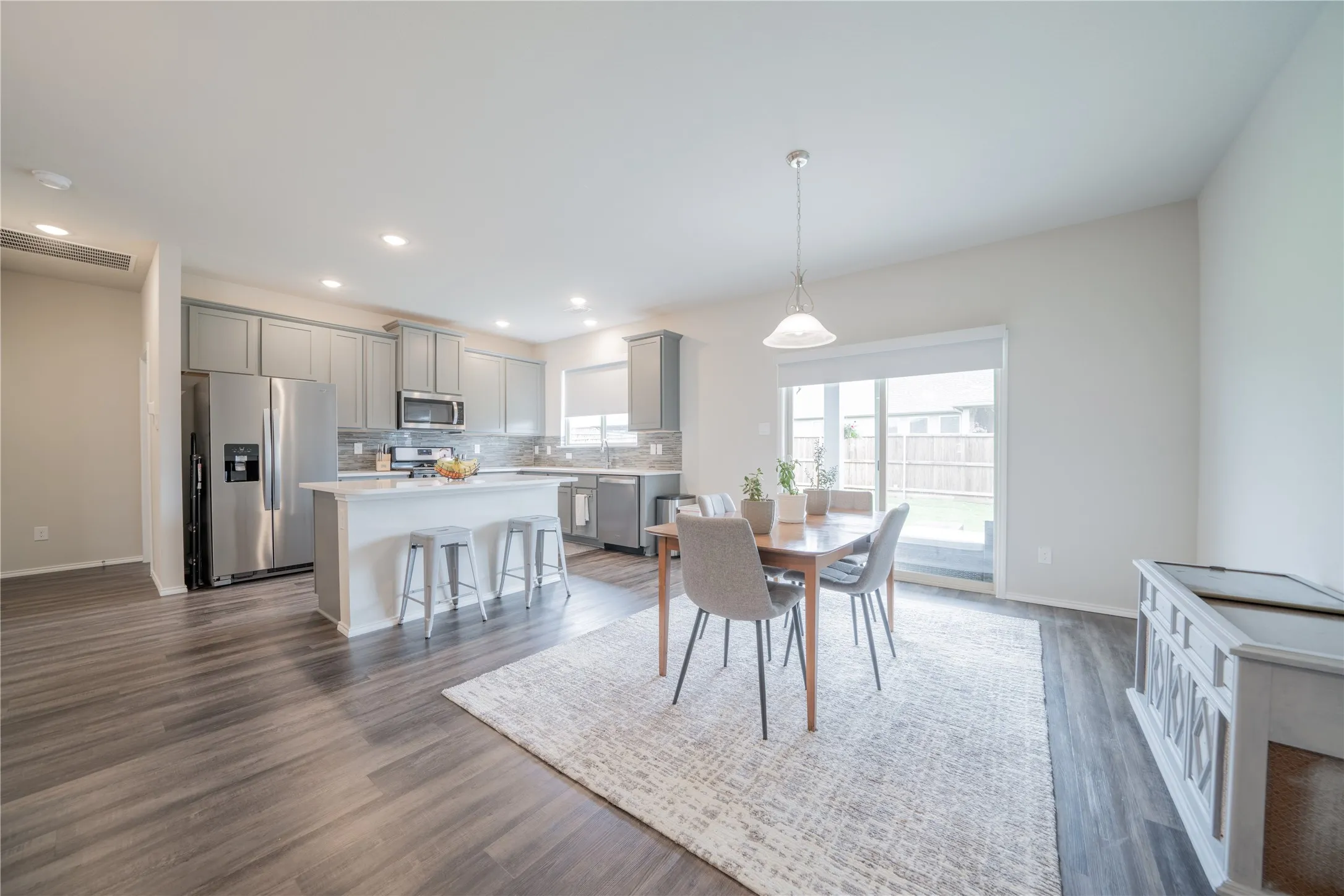 Single Family Residence For Rent in Denton County , 1304 Coyote Ridge, Aubrey, Texas 76227, 4 Bedroom, 2 Bathroom, 2 Garage spaces, 1,866 Sqft, built in 2020, mls#21385153, Real Estate Agent in Aubrey, Homes For Rent in Denton county, Homes For Rent in Aubrey, Realtor in Aubrey Texas, Real Estate Brokerage Independent Realty Texas, Luminita Cordes Realtor