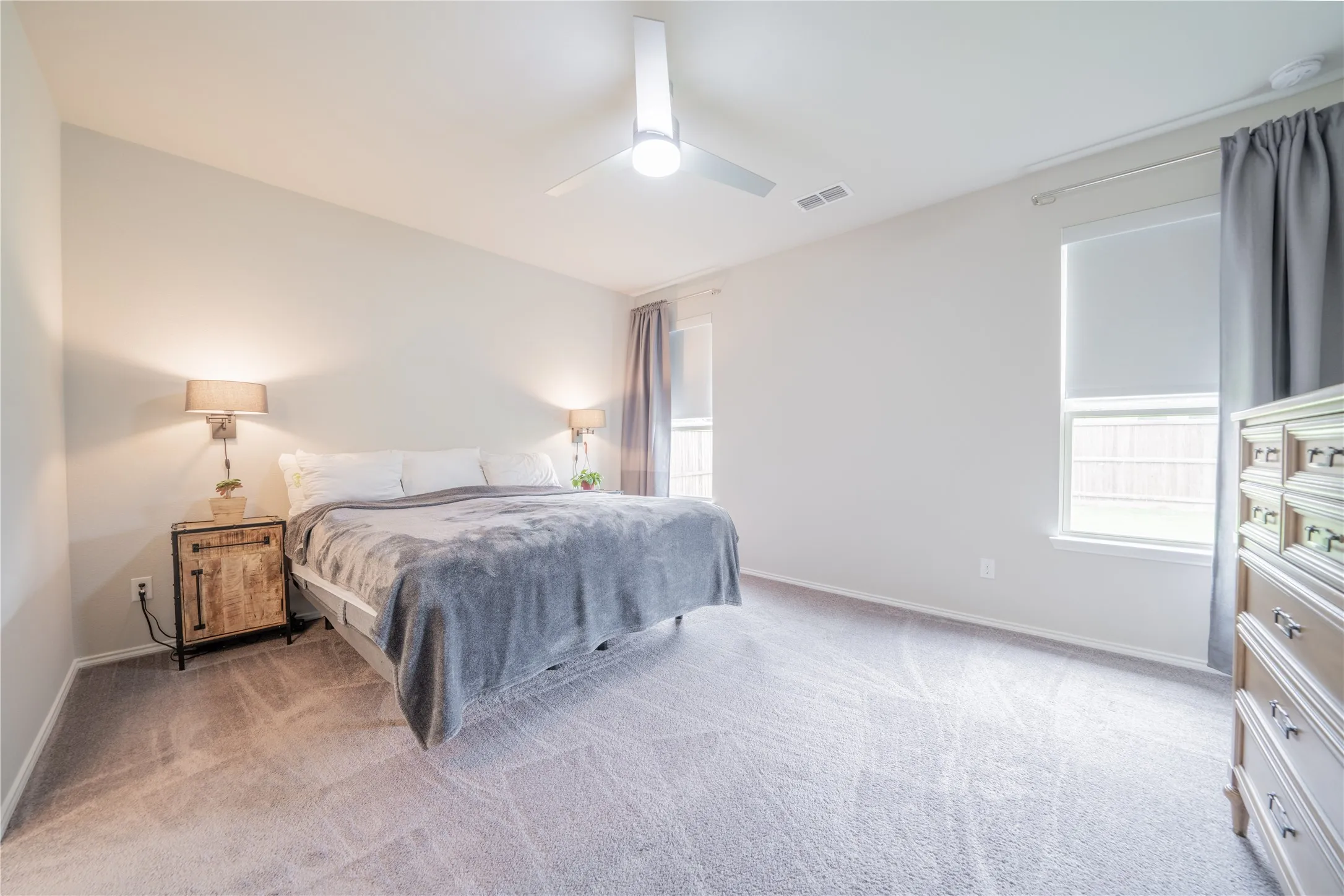 Single Family Residence For Rent in Denton County , 1304 Coyote Ridge, Aubrey, Texas 76227, 4 Bedroom, 2 Bathroom, 2 Garage spaces, 1,866 Sqft, built in 2020, mls#21385153, Real Estate Agent in Aubrey, Homes For Rent in Denton county, Homes For Rent in Aubrey, Realtor in Aubrey Texas, Real Estate Brokerage Independent Realty Texas, Luminita Cordes Realtor