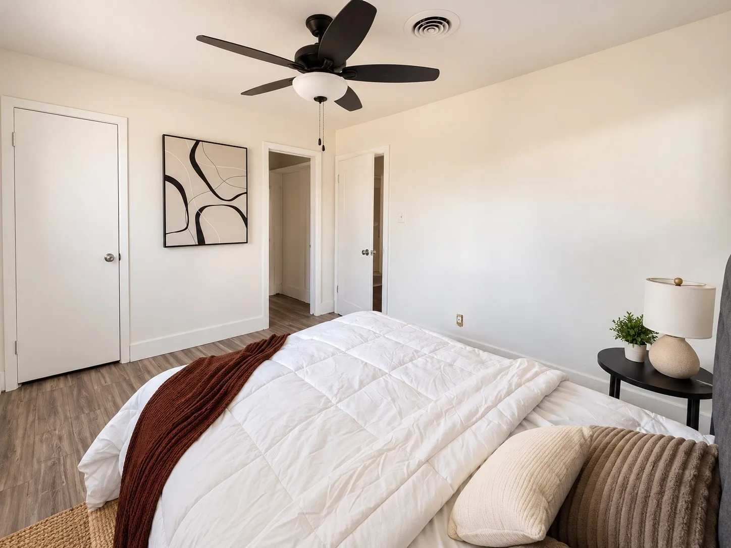 Single Family Residence For Sale in Tarrant County , 4809 Melinda Drive, Forest Hill, Texas 76119, 4 Bedroom, 2 Bathroom, Garage spaces, 1,417 Sqft, built in 1960, mls#21383189, Real Estate Agent in Forest Hill, Homes For Sale in Tarrant county, Homes For Sale in Forest Hill, Realtor in Forest Hill Texas, Real Estate Brokerage Independent Realty Texas, Luminita Cordes Realtor
