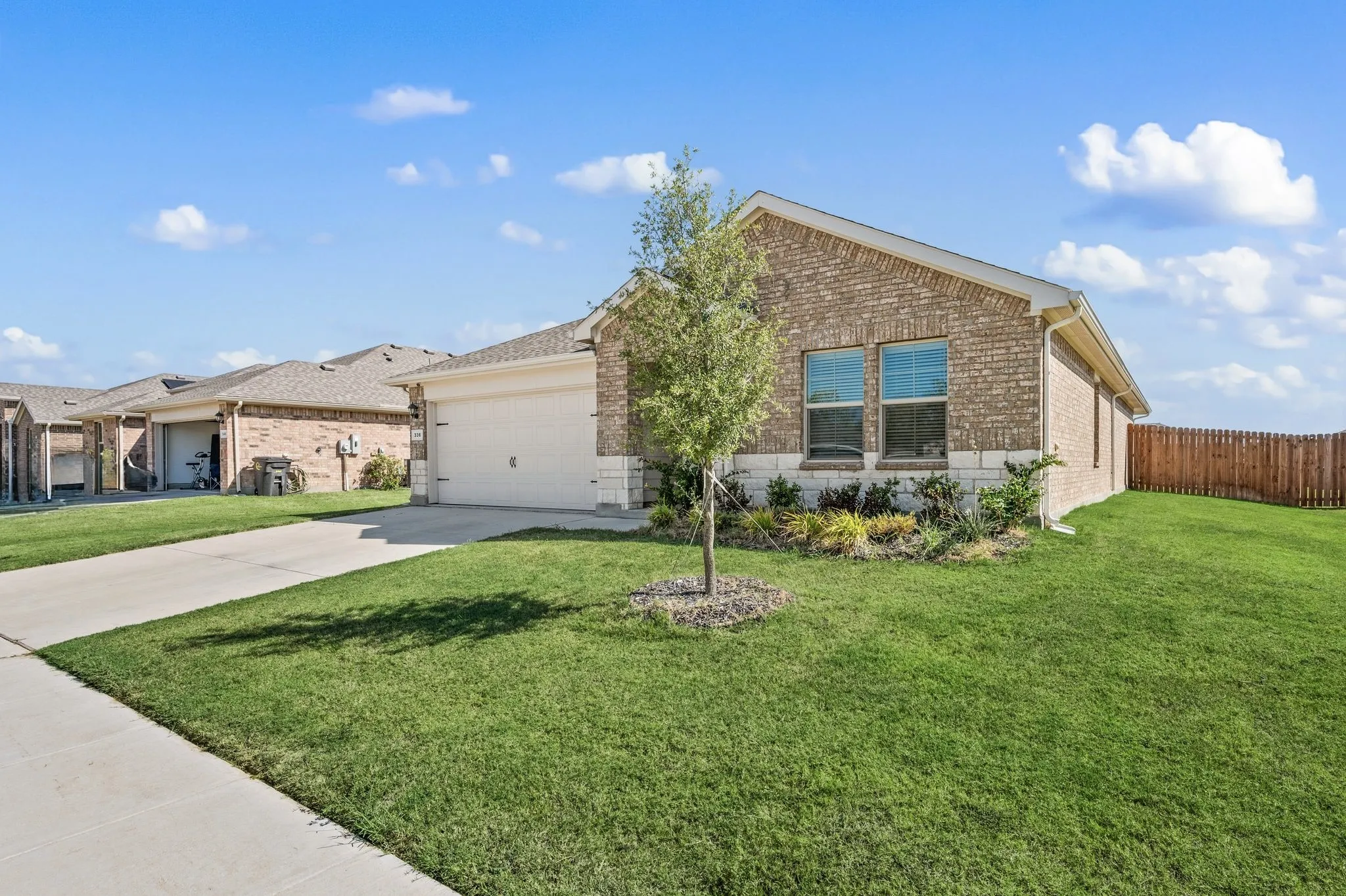 Single Family Residence For Rent in Johnson County , 336 Wildrose Circle, Cleburne, Texas 76033, 4 Bedroom, 2 Bathroom, 2 Garage spaces, 1,787 Sqft, built in 2024, mls#21384868, Real Estate Agent in Cleburne, Homes For Rent in Johnson county, Homes For Rent in Cleburne, Realtor in Cleburne Texas, Real Estate Brokerage Independent Realty Texas, Luminita Cordes Realtor