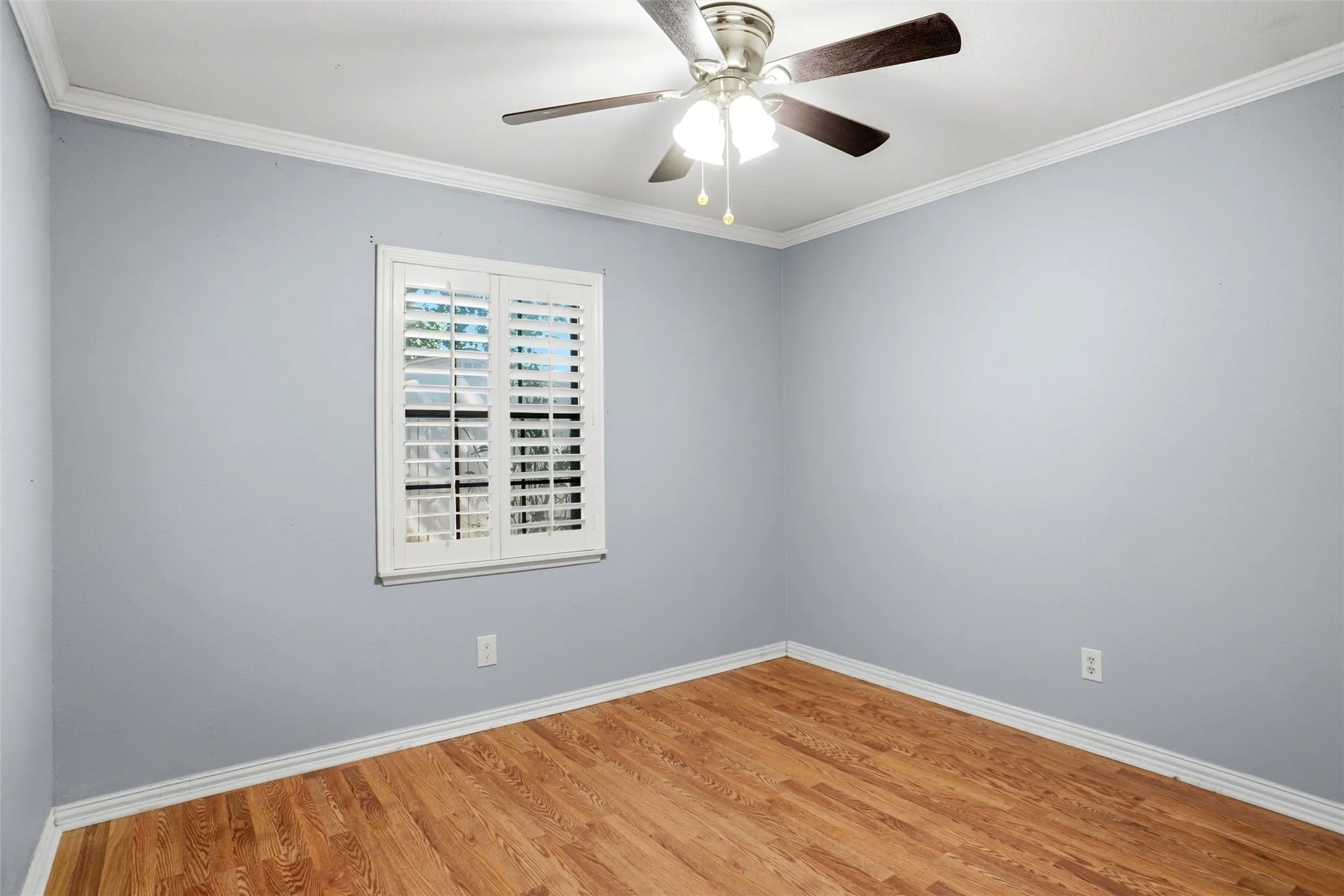 Single Family Residence For Sale in Tarrant County , 3701 Windsong Lane, Bedford, Texas 76021, 3 Bedroom, 3 Bathroom, 2 Garage spaces, 2,194 Sqft, built in 1982, mls#21385149, Real Estate Agent in Bedford, Homes For Sale in Tarrant county, Homes For Sale in Bedford, Realtor in Bedford Texas, Real Estate Brokerage Independent Realty Texas, Luminita Cordes Realtor