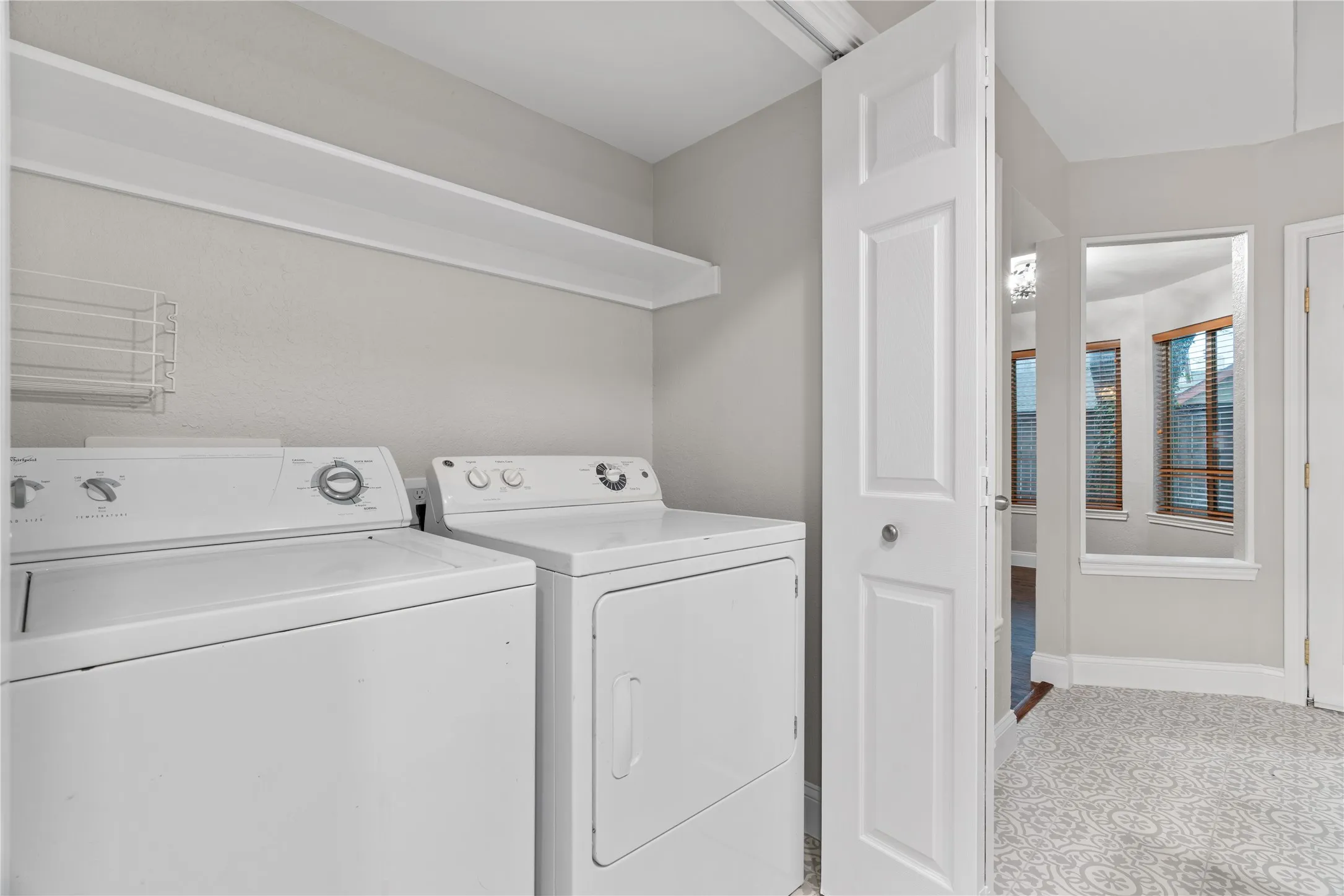 Condominium For Rent in Collin County , 18040 Midway Road 152, Dallas, Texas 75287, 2 Bedroom, 2 Bathroom, 1 Garage spaces, 1,442 Sqft, built in 1984, mls#21384124, Real Estate Agent in Dallas, Homes For Rent in Collin county, Homes For Rent in Dallas, Realtor in Dallas Texas, Real Estate Brokerage Independent Realty Texas, Luminita Cordes Realtor