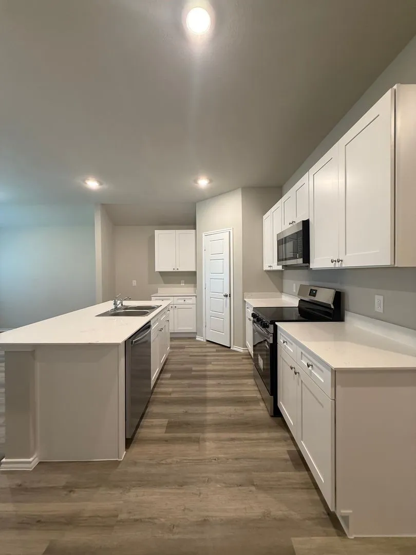 Single Family Residence For Rent in Hood County , 1108 Belhaven Street, Granbury, Texas 76048, 4 Bedroom, 2 Bathroom, 2 Garage spaces, 1,861 Sqft, built in 2026, mls#21385169, Real Estate Agent in Granbury, Homes For Rent in Hood county, Homes For Rent in Granbury, Realtor in Granbury Texas, Real Estate Brokerage Independent Realty Texas, Luminita Cordes Realtor