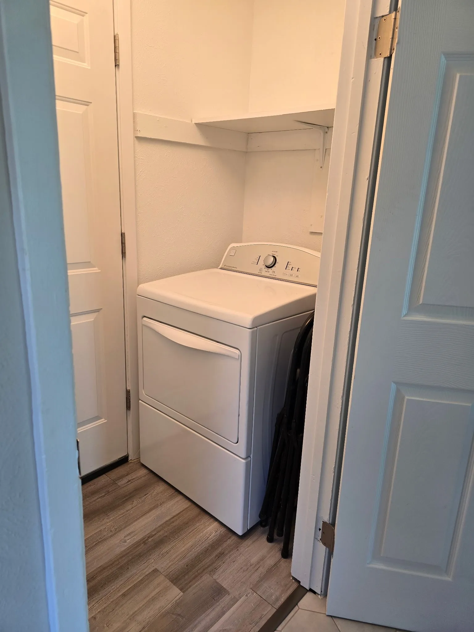 Single Family Residence For Sale in Denton County , 220 Bluebird Circle, Denton, Texas 76209, 3 Bedroom, 2 Bathroom, 2 Garage spaces, 1,183 Sqft, built in 1970, mls#21385160, Real Estate Agent in Denton, Homes For Sale in Denton county, Homes For Sale in Denton, Realtor in Denton Texas, Real Estate Brokerage Independent Realty Texas, Luminita Cordes Realtor