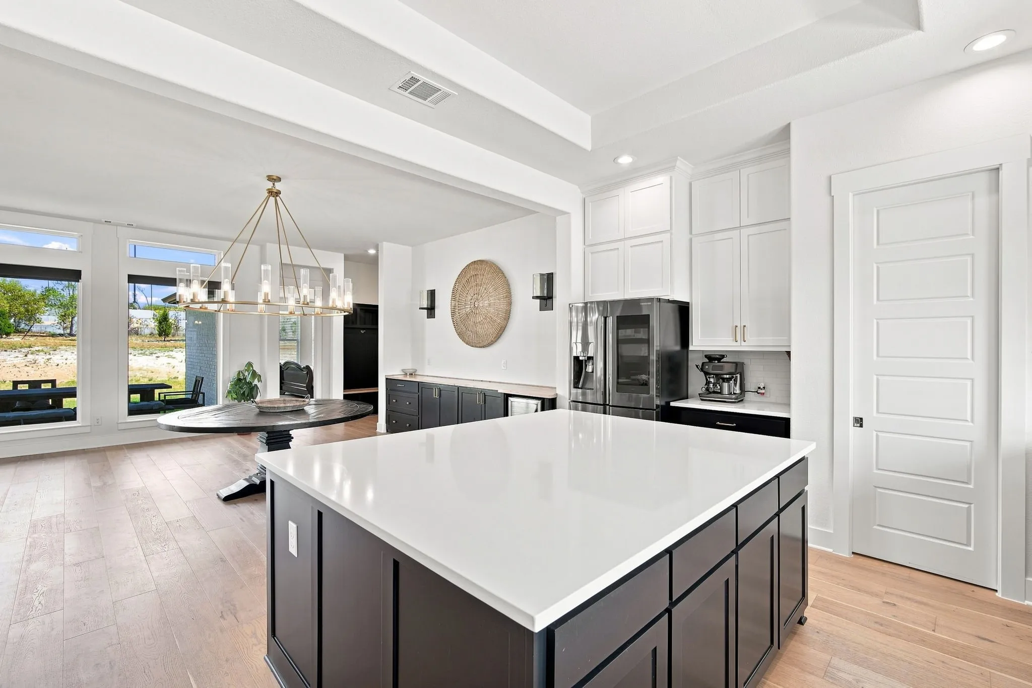 Single Family Residence For Sale in Ellis County , 2770 Fireside Drive, Midlothian, Texas 76065, 5 Bedroom, 3 Bathroom, 3 Garage spaces, 2,935 Sqft, built in 2024, mls#21384963, Real Estate Agent in Midlothian, Homes For Sale in Ellis county, Homes For Sale in Midlothian, Realtor in Midlothian Texas, Real Estate Brokerage Independent Realty Texas, Luminita Cordes Realtor