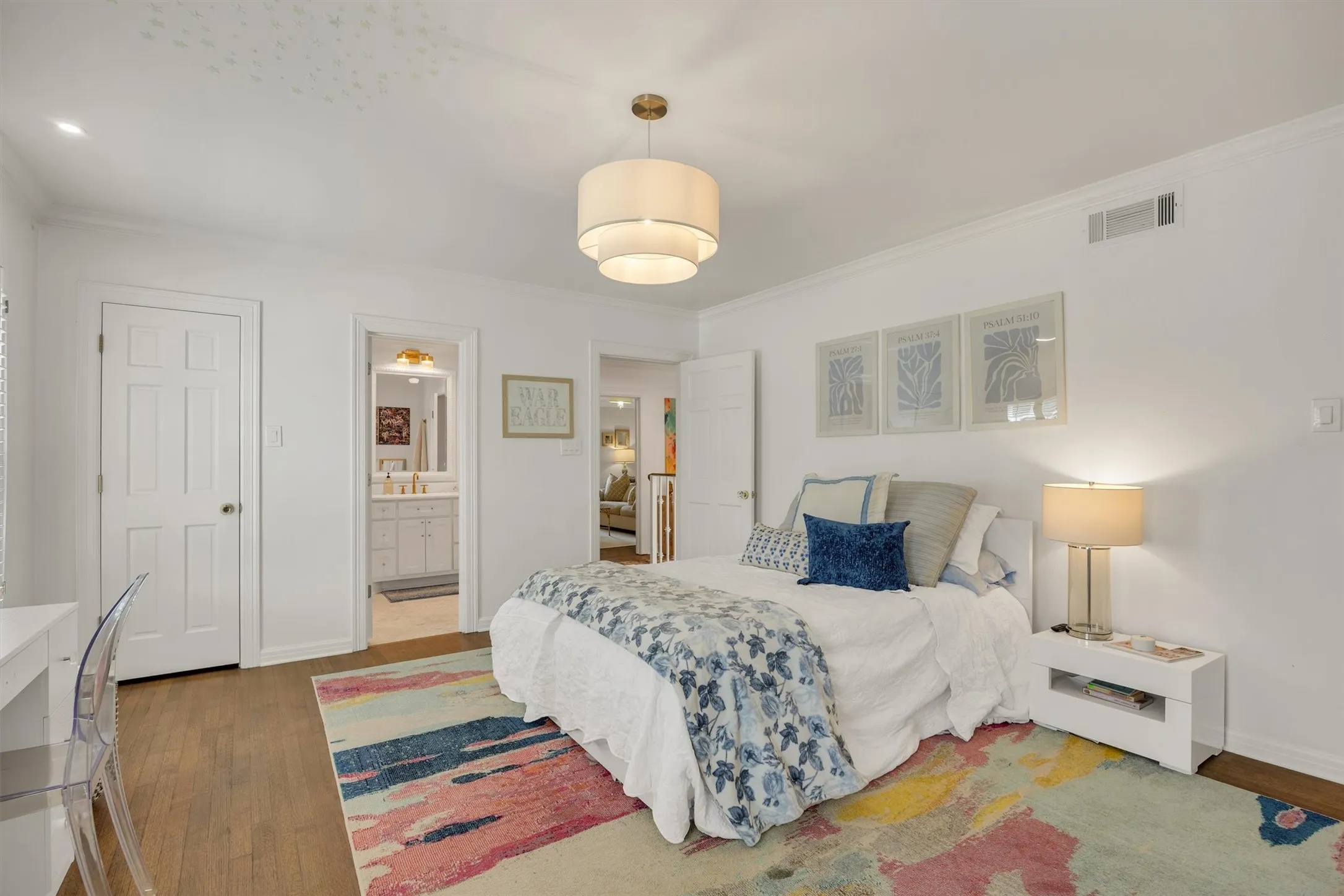 Single Family Residence For Sale in Dallas County , 4308 Mcfarlin Boulevard, University Park, Texas 75205, 4 Bedroom, 4 Bathroom, 2 Garage spaces, 4,869 Sqft, built in 1941, mls#21385181, Real Estate Agent in University Park, Homes For Sale in Dallas county, Homes For Sale in University Park, Realtor in University Park Texas, Real Estate Brokerage Independent Realty Texas, Luminita Cordes Realtor