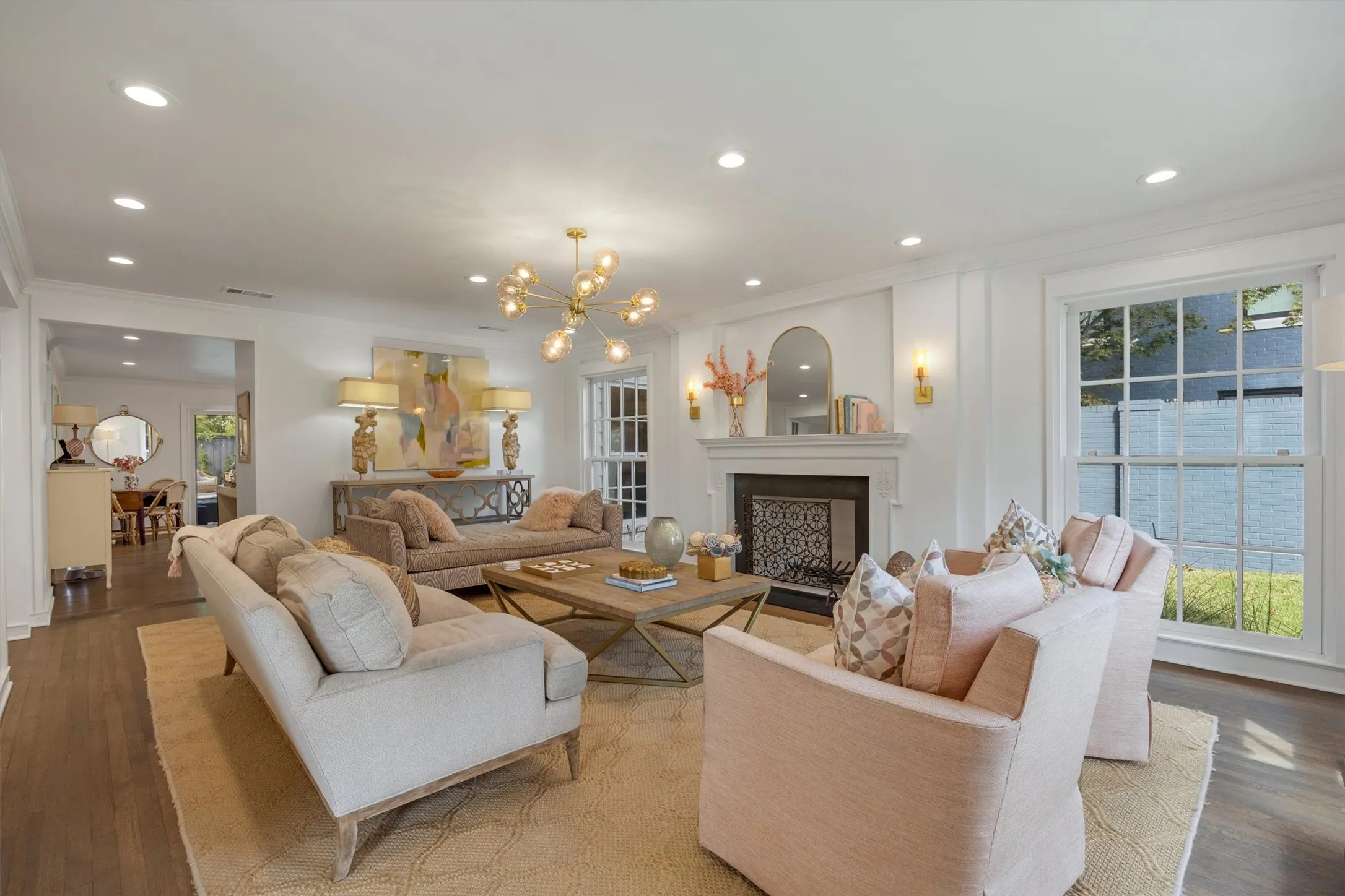 Single Family Residence For Sale in Dallas County , 4308 Mcfarlin Boulevard, University Park, Texas 75205, 4 Bedroom, 4 Bathroom, 2 Garage spaces, 4,869 Sqft, built in 1941, mls#21385181, Real Estate Agent in University Park, Homes For Sale in Dallas county, Homes For Sale in University Park, Realtor in University Park Texas, Real Estate Brokerage Independent Realty Texas, Luminita Cordes Realtor