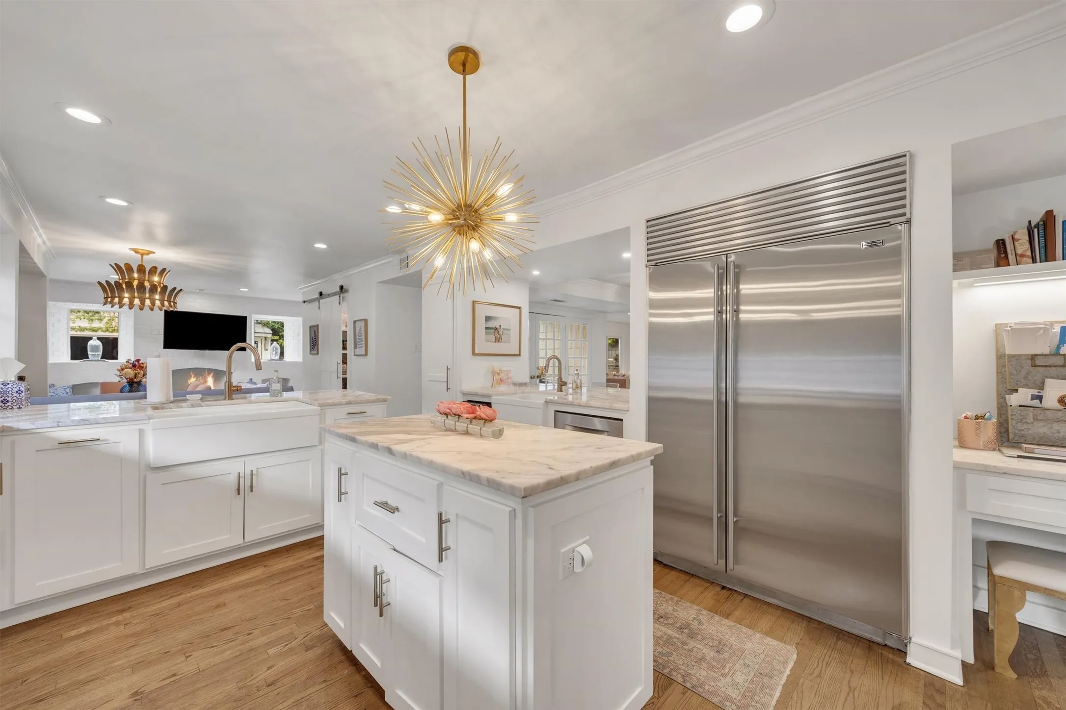 Single Family Residence For Sale in Dallas County , 4308 Mcfarlin Boulevard, University Park, Texas 75205, 4 Bedroom, 4 Bathroom, 2 Garage spaces, 4,869 Sqft, built in 1941, mls#21385181, Real Estate Agent in University Park, Homes For Sale in Dallas county, Homes For Sale in University Park, Realtor in University Park Texas, Real Estate Brokerage Independent Realty Texas, Luminita Cordes Realtor