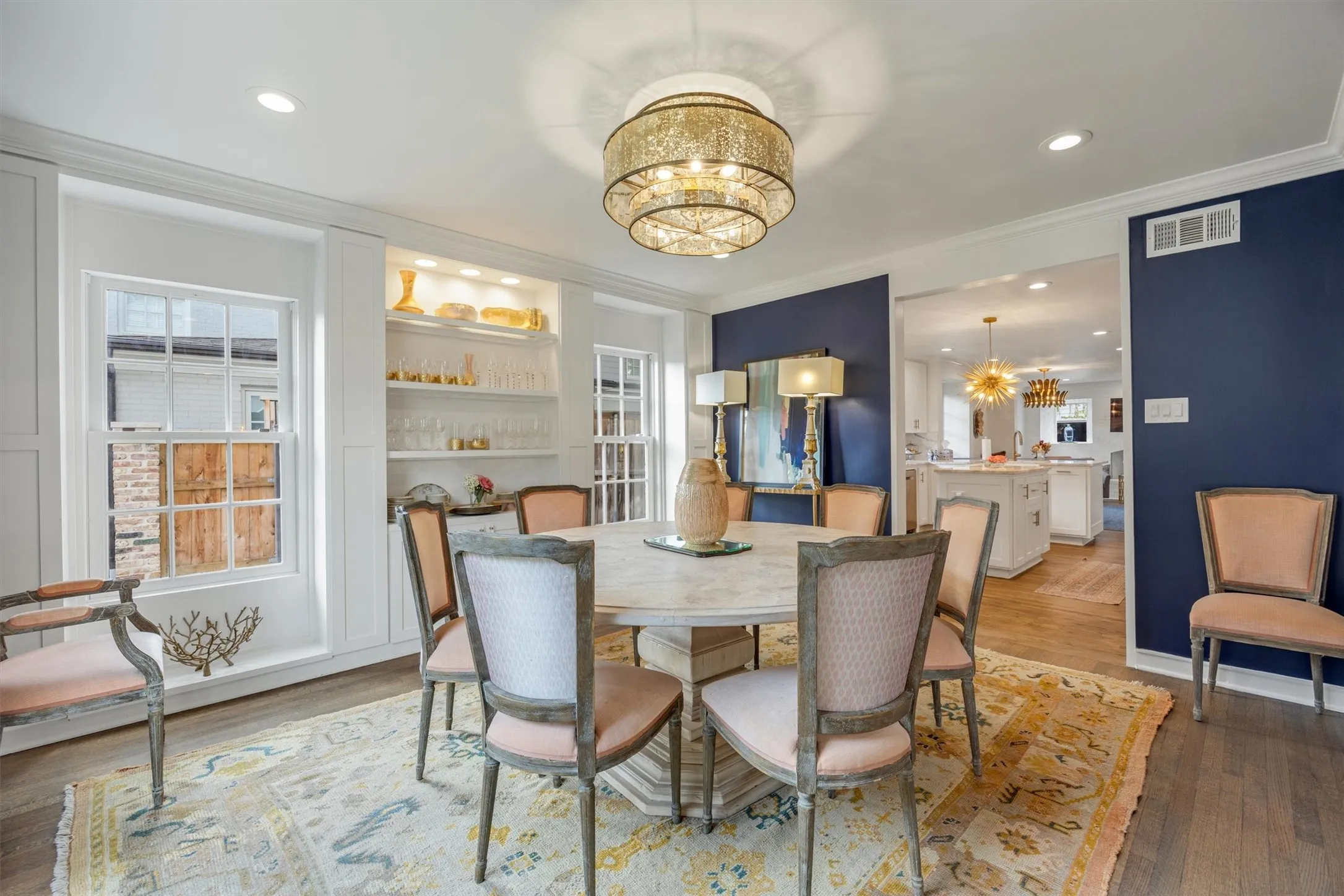 Single Family Residence For Sale in Dallas County , 4308 Mcfarlin Boulevard, University Park, Texas 75205, 4 Bedroom, 4 Bathroom, 2 Garage spaces, 4,869 Sqft, built in 1941, mls#21385181, Real Estate Agent in University Park, Homes For Sale in Dallas county, Homes For Sale in University Park, Realtor in University Park Texas, Real Estate Brokerage Independent Realty Texas, Luminita Cordes Realtor