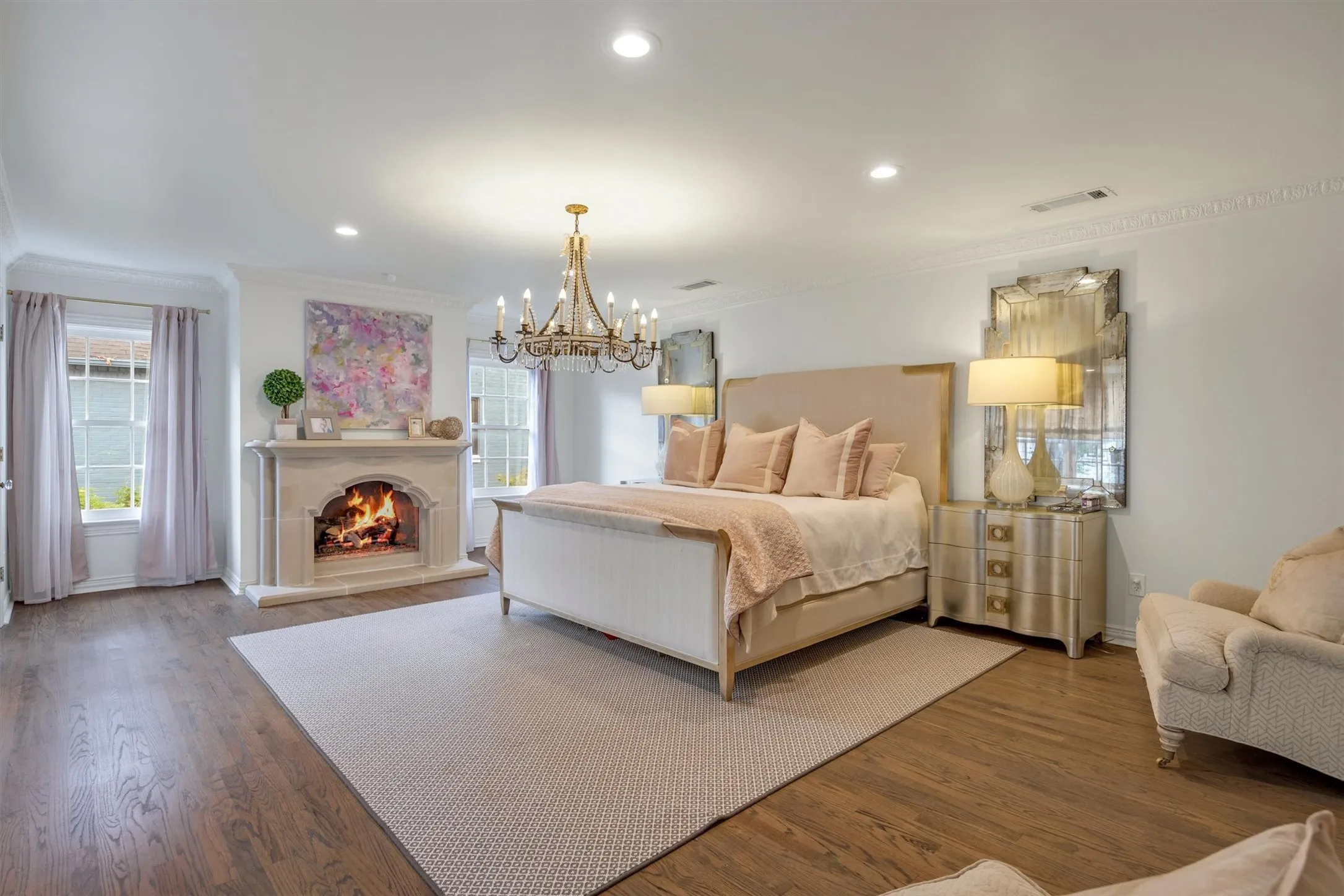 Single Family Residence For Sale in Dallas County , 4308 Mcfarlin Boulevard, University Park, Texas 75205, 4 Bedroom, 4 Bathroom, 2 Garage spaces, 4,869 Sqft, built in 1941, mls#21385181, Real Estate Agent in University Park, Homes For Sale in Dallas county, Homes For Sale in University Park, Realtor in University Park Texas, Real Estate Brokerage Independent Realty Texas, Luminita Cordes Realtor